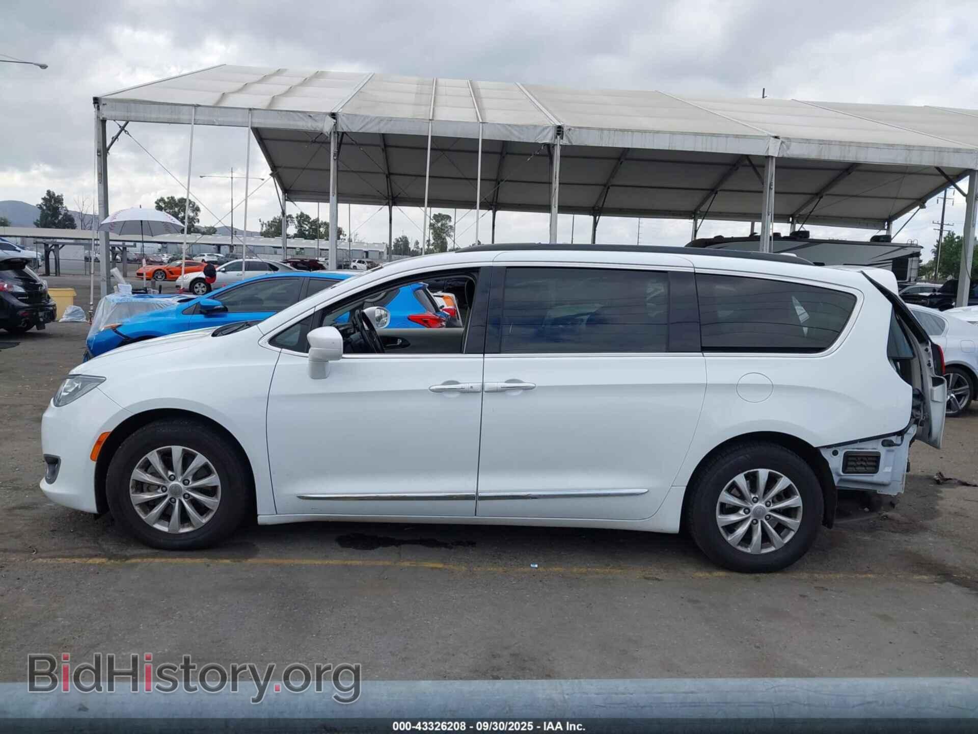 2017 CHRYSLER PACIFICA - VIN: 2C4RC1BG2HR613138 - Фото 15