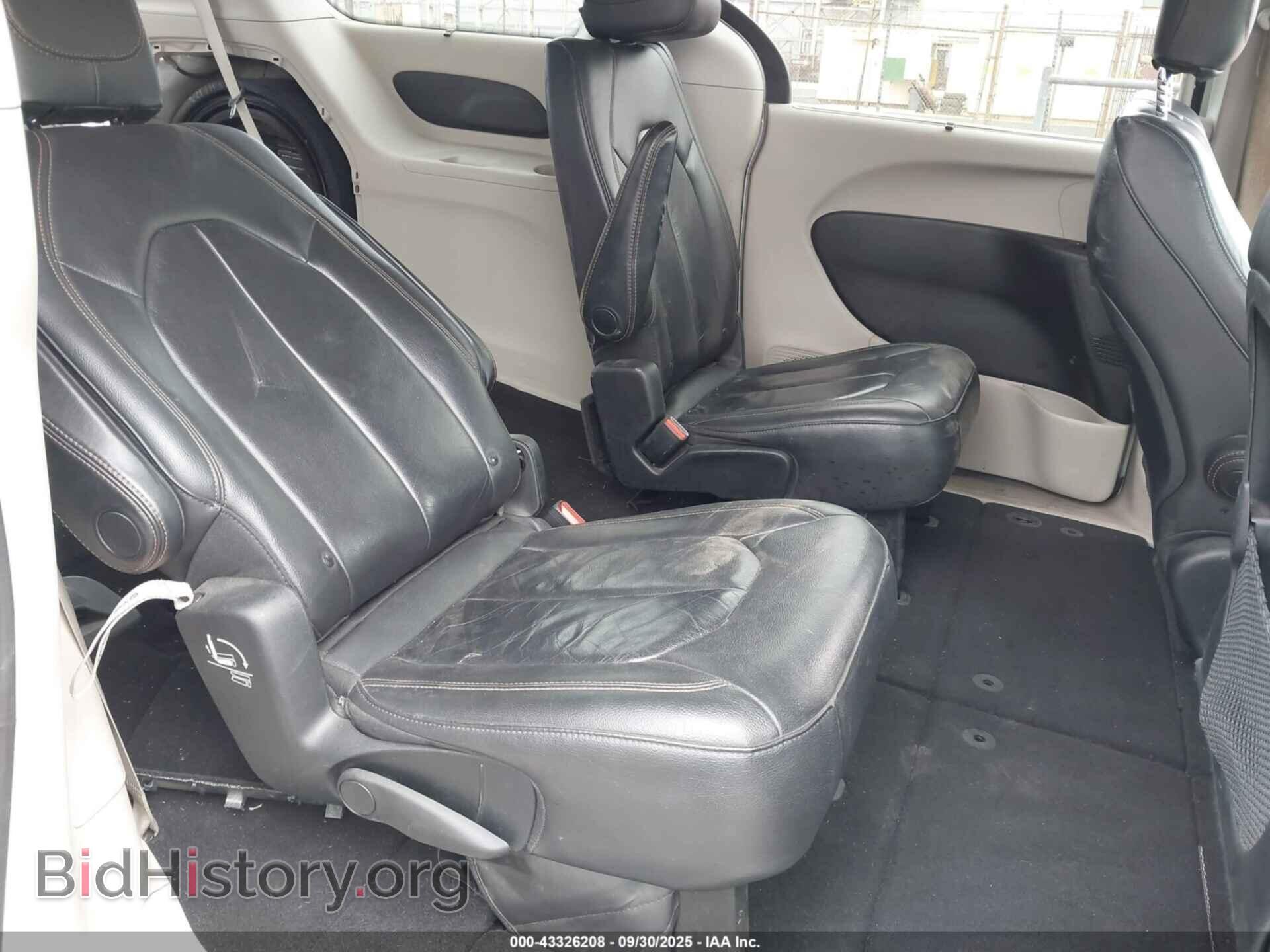 2017 CHRYSLER PACIFICA - VIN: 2C4RC1BG2HR613138 - Фото 8