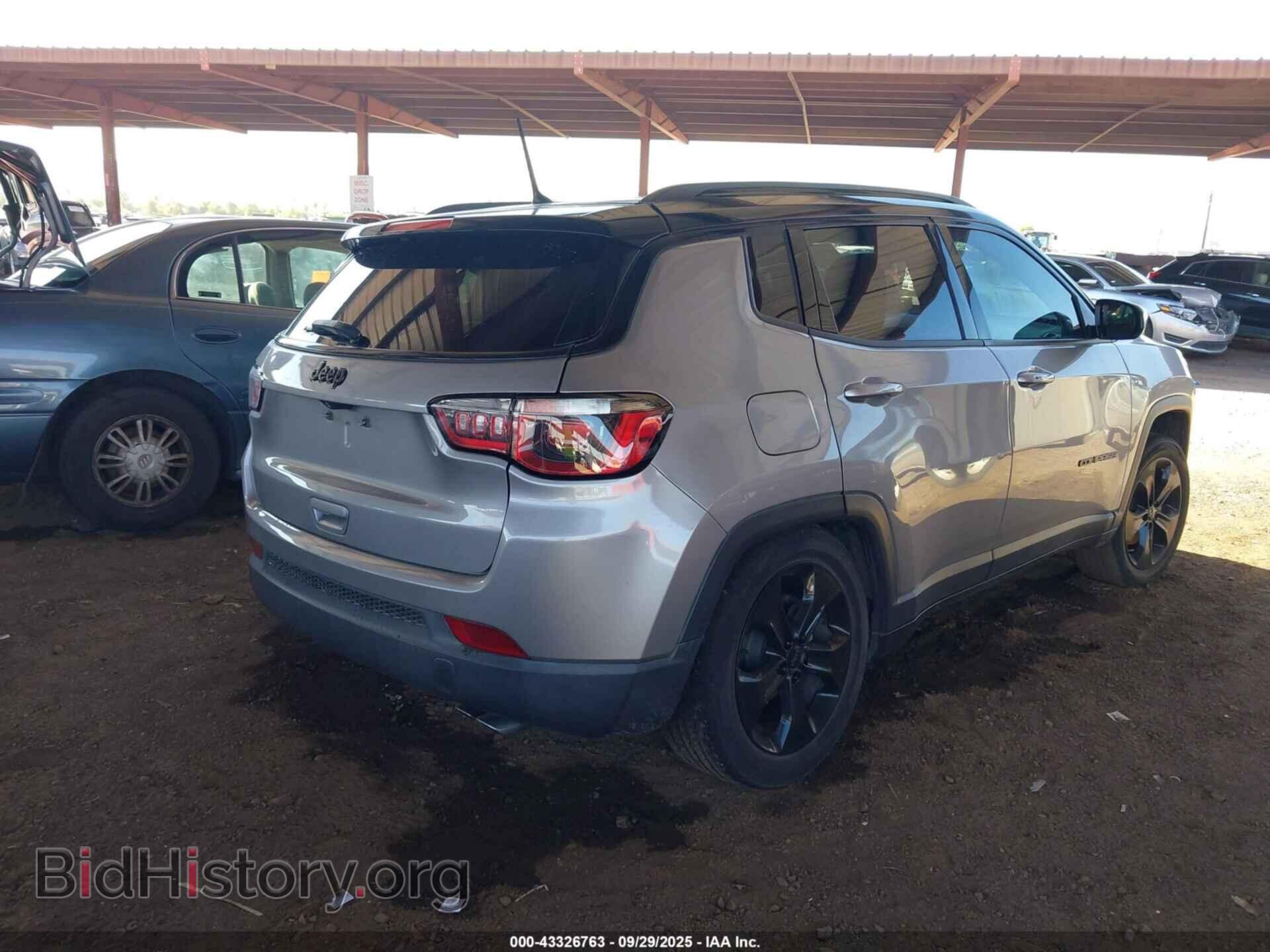 2018 JEEP COMPASS - VIN: 3C4NJCBB5JT487185 - Фото 4