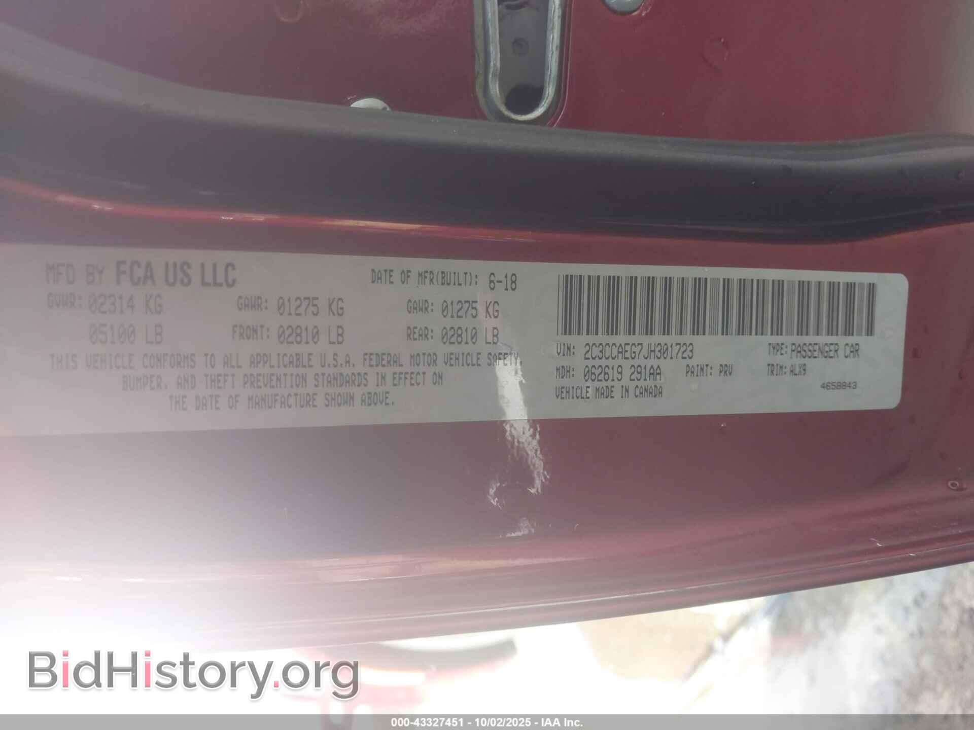 2018 CHRYSLER 300 - VIN: 2C3CCAEG7JH301723 - Фото 9