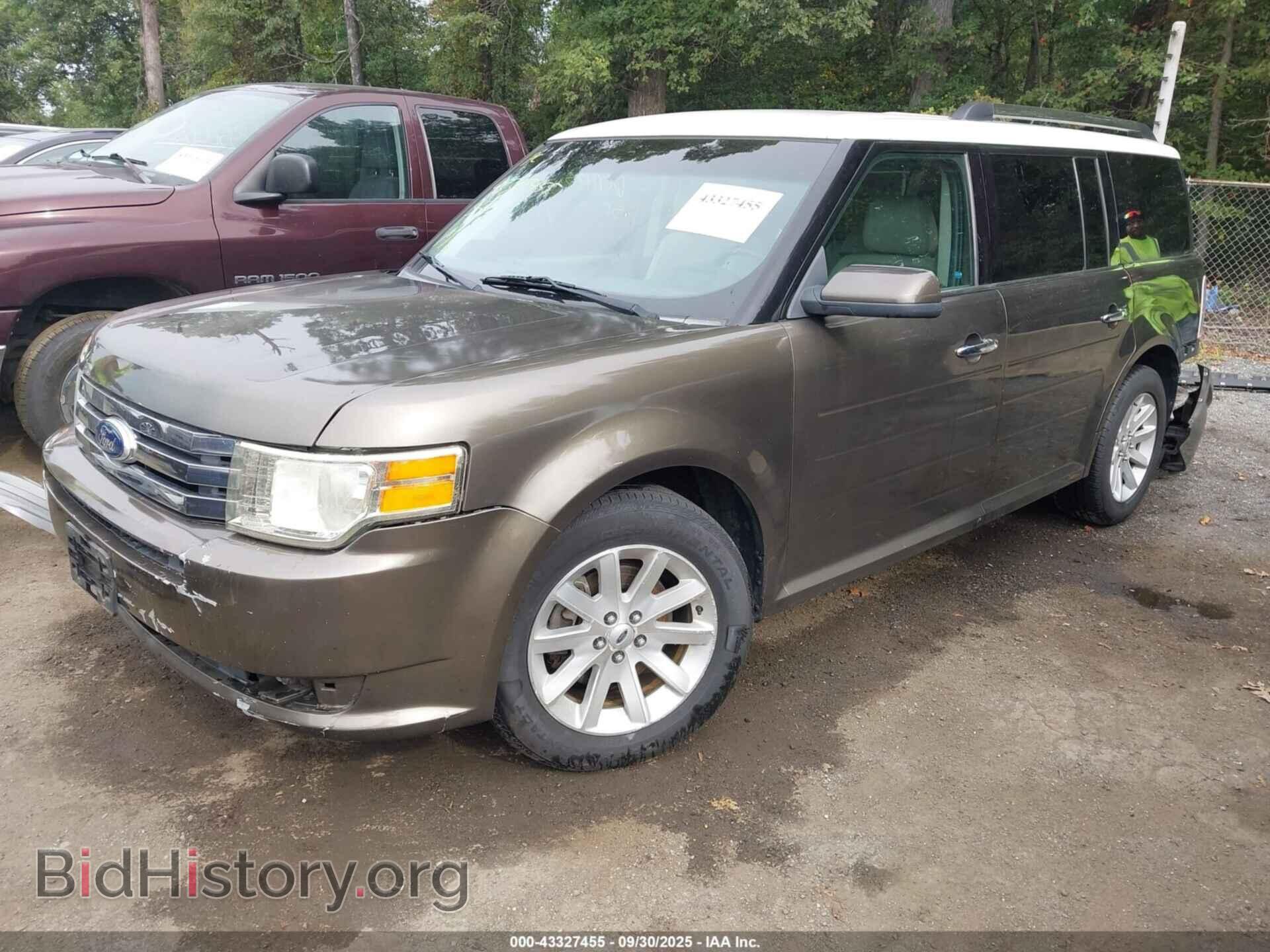 2011 FORD FLEX - VIN: 2FMGK5CC6BBD18634 - Photo 2