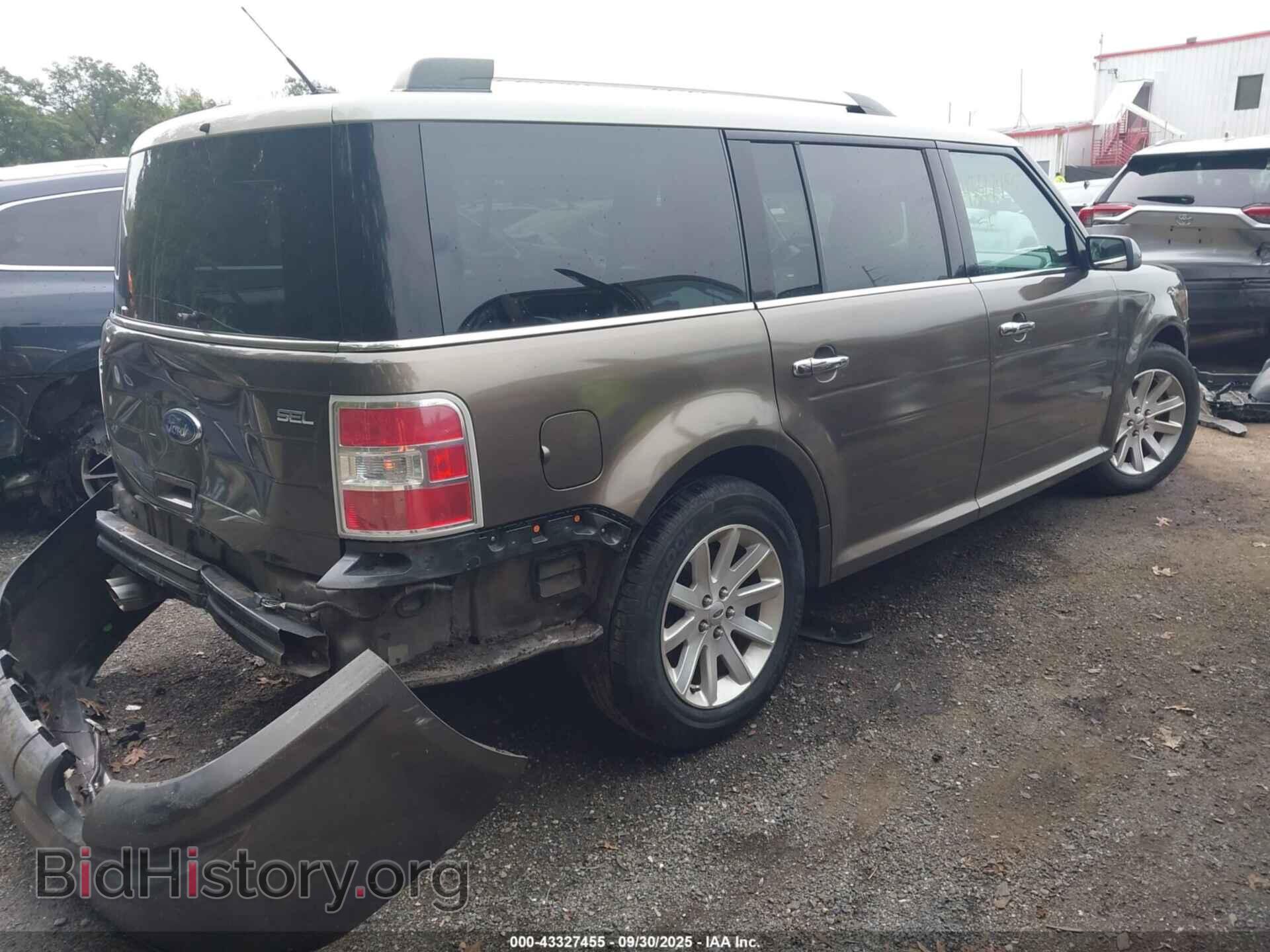 2011 FORD FLEX - VIN: 2FMGK5CC6BBD18634 - Photo 4