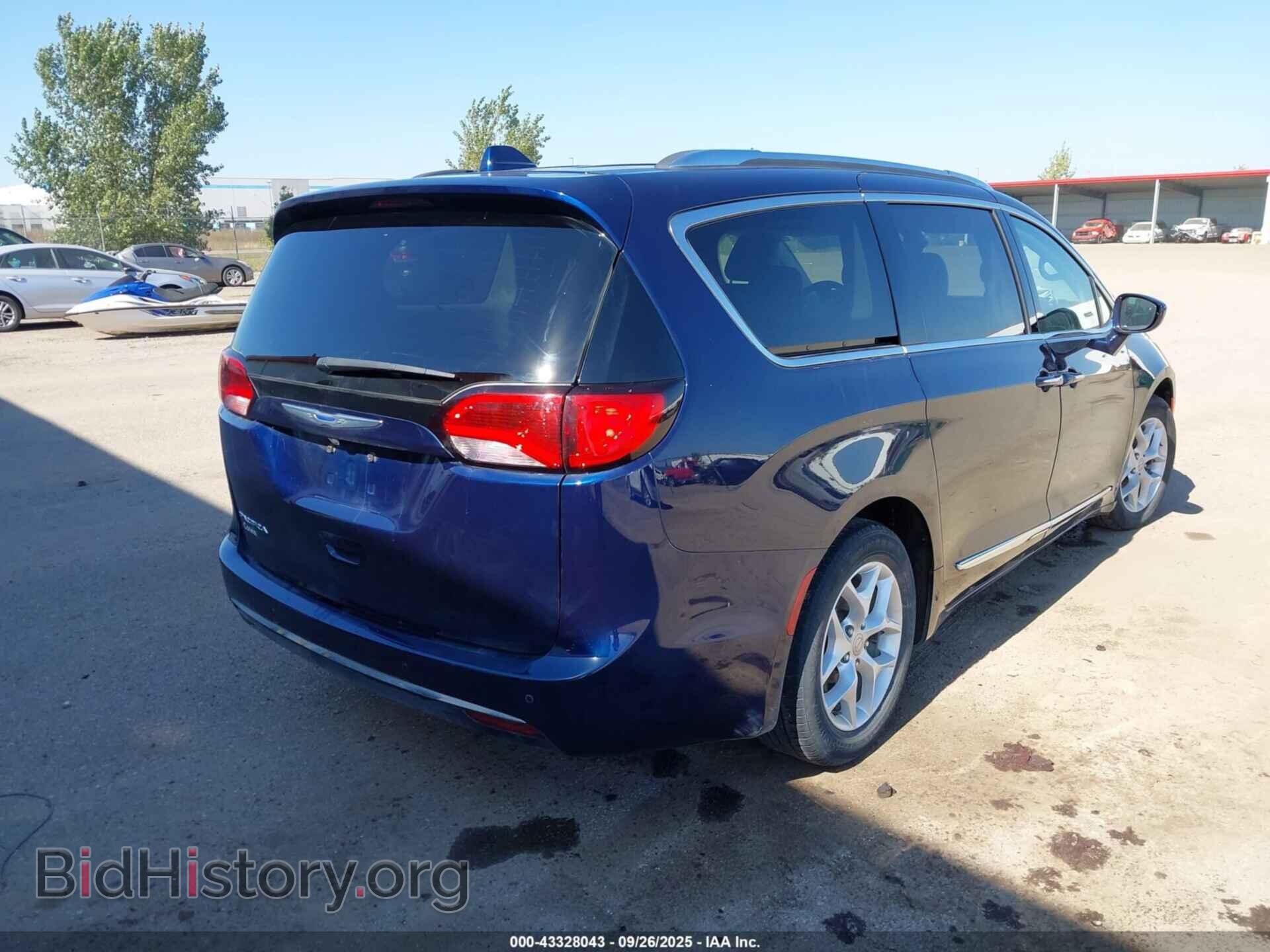 2018 CHRYSLER PACIFICA - VIN: 2C4RC1EG6JR189111 - Фото 4