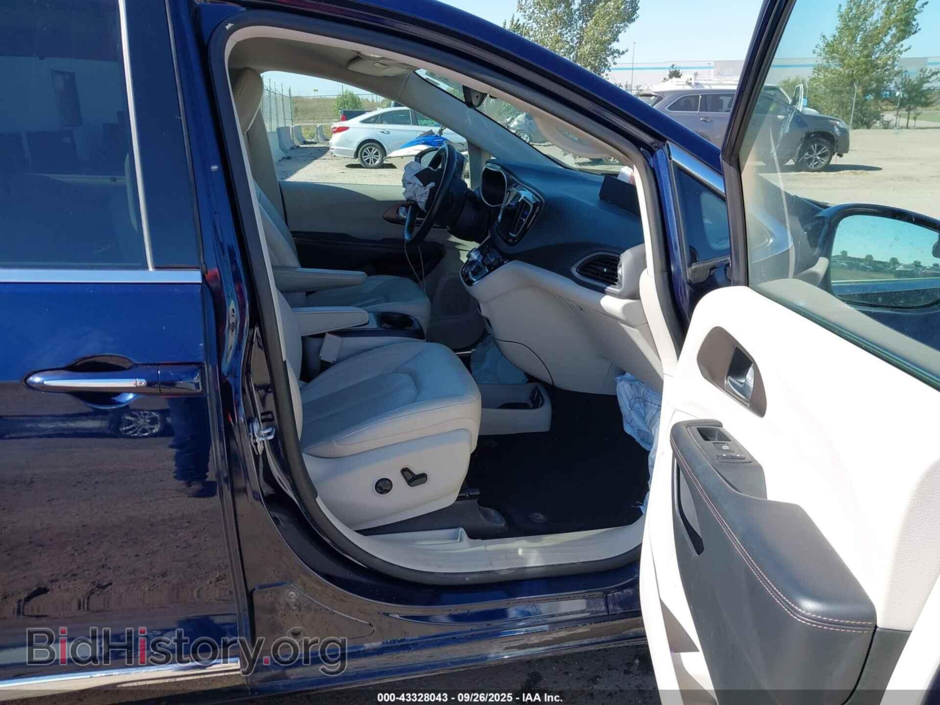 2018 CHRYSLER PACIFICA - VIN: 2C4RC1EG6JR189111 - Фото 5