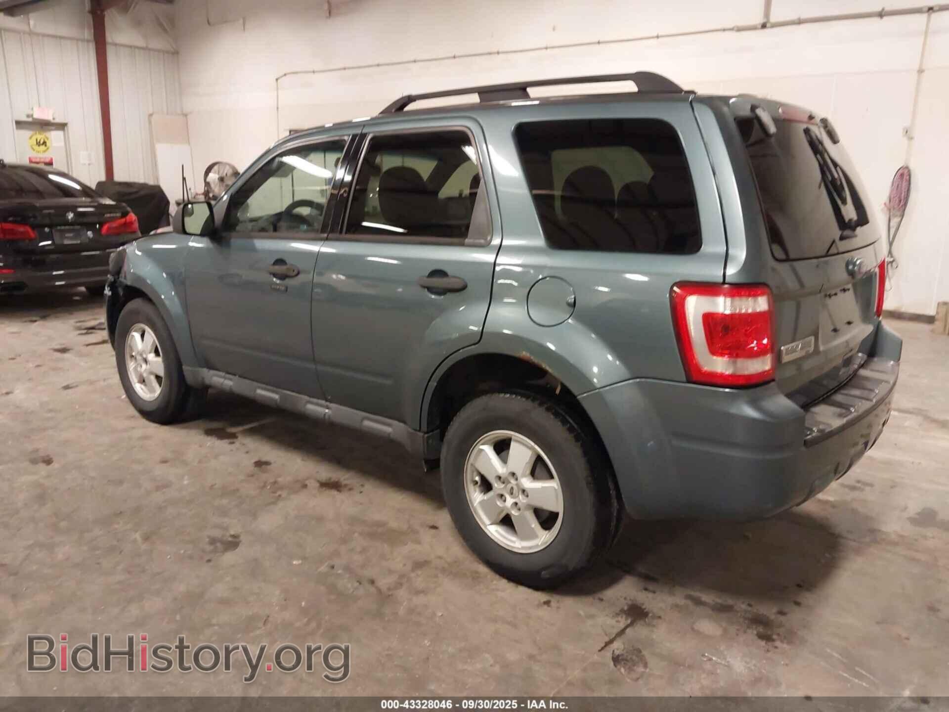 2011 FORD ESCAPE - VIN: 1FMCU0D79BKB72085 - Фото 3