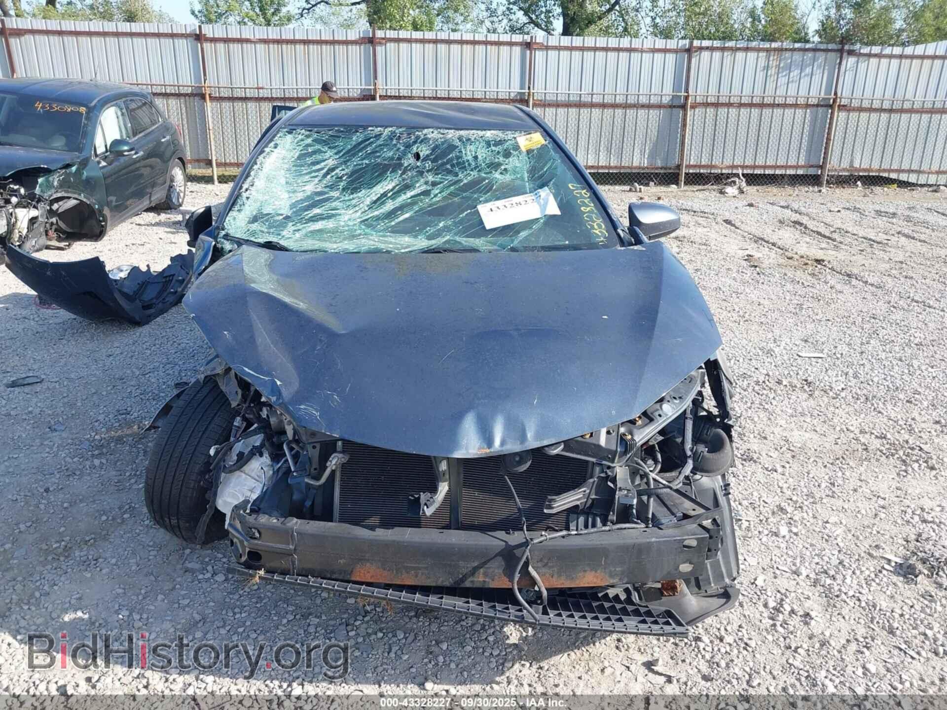 2017 TOYOTA COROLLA - VIN: 2T1BURHE8HC880741 - Фото 12
