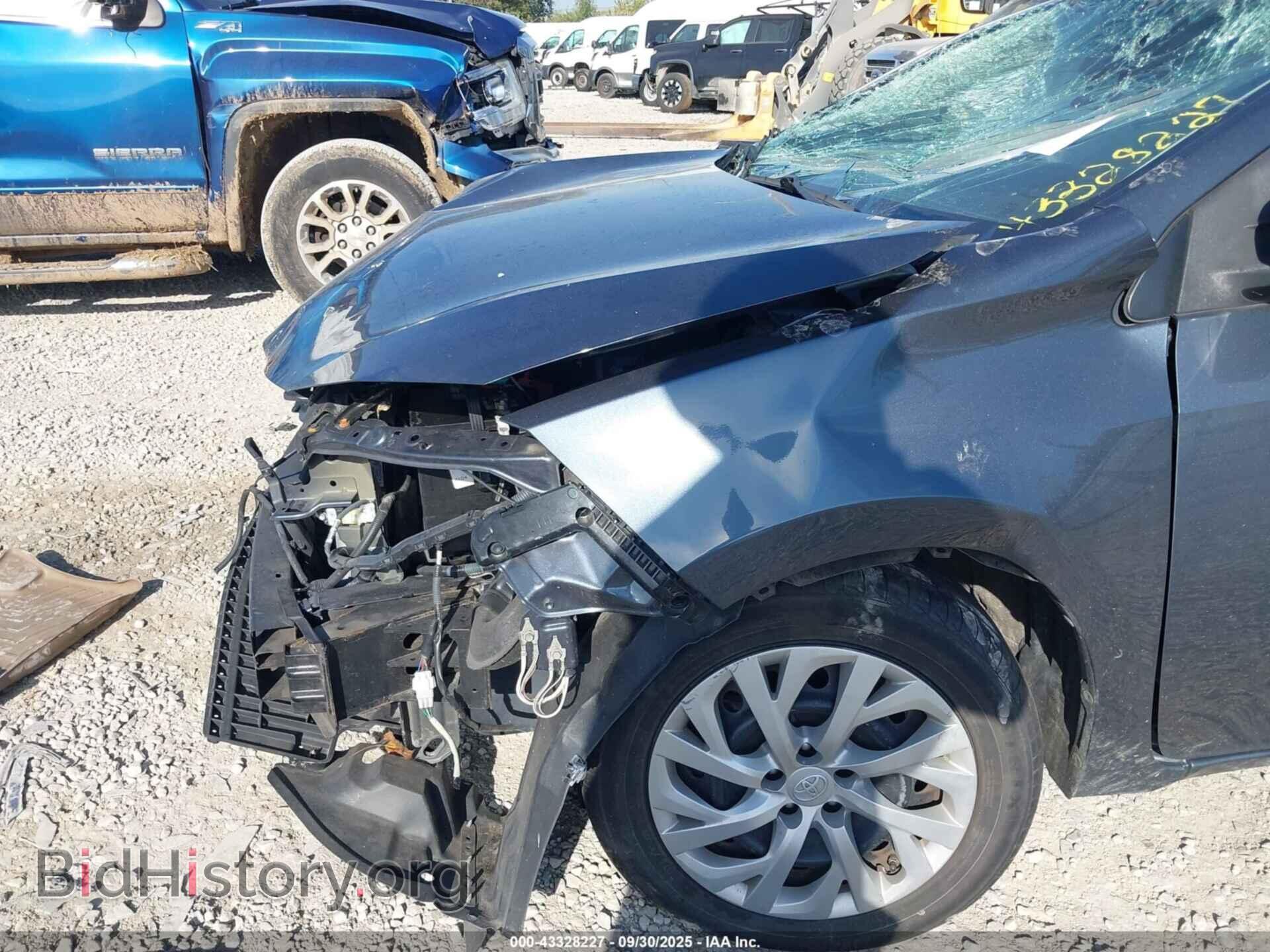2017 TOYOTA COROLLA - VIN: 2T1BURHE8HC880741 - Фото 6