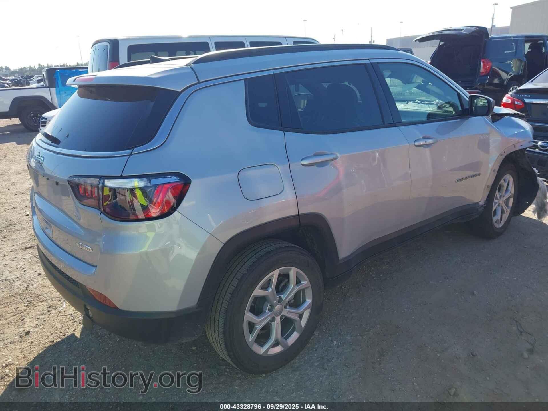 2024 JEEP COMPASS - VIN: 3C4NJDBN6RT111073 - Фото 4