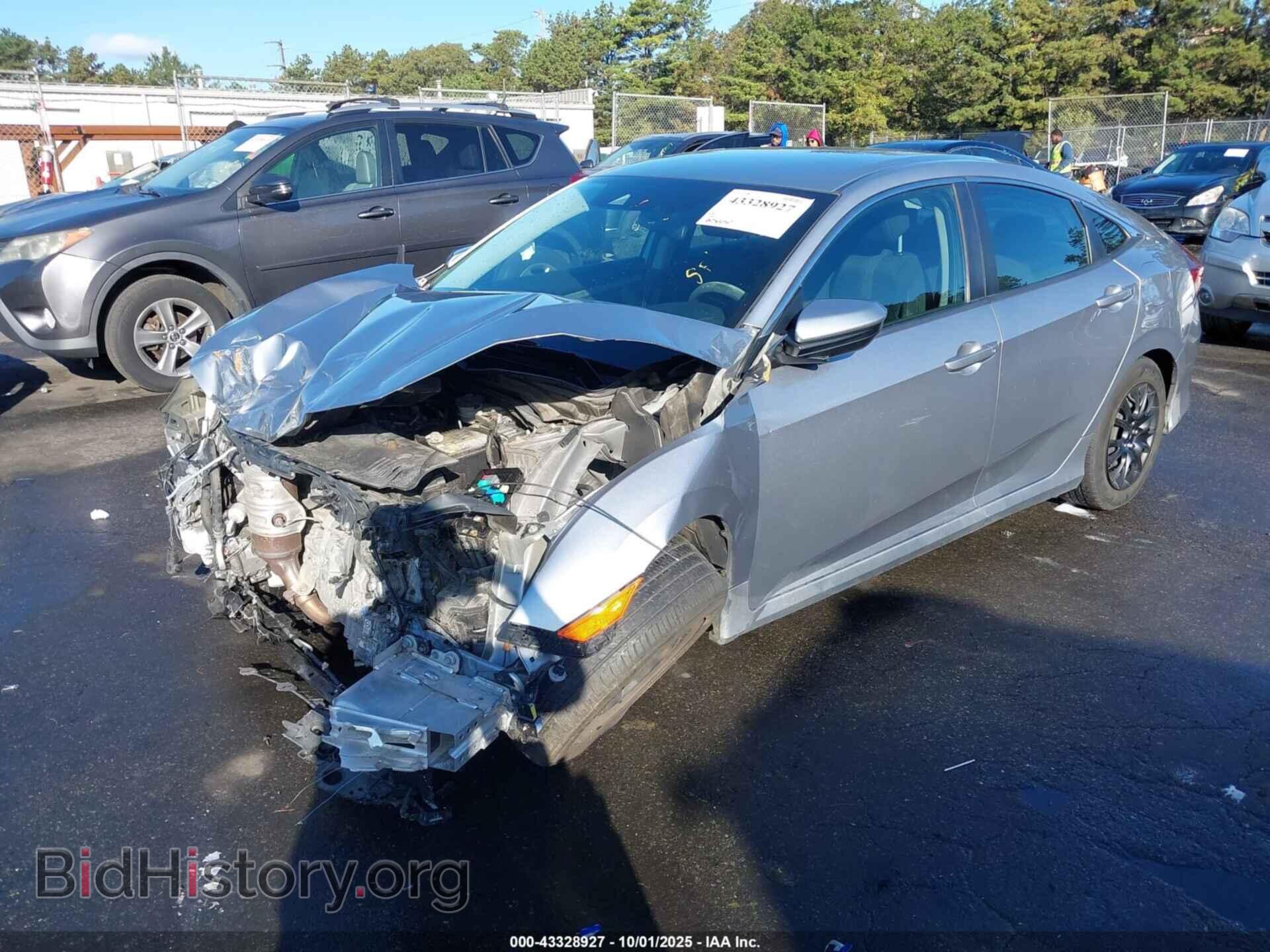 2019 HONDA CIVIC - VIN: 19XFC2F67KE006610 - Фото 2