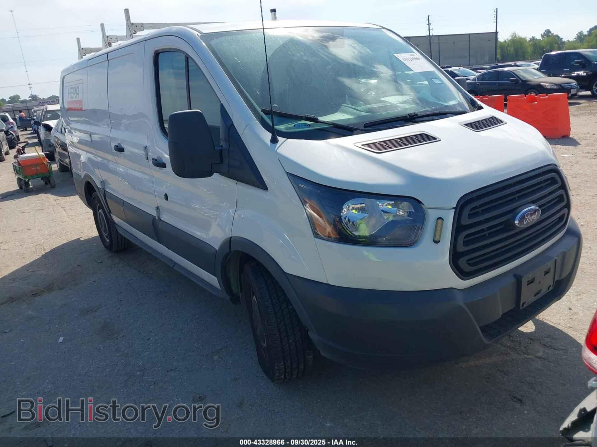 Photo 1FTYE1ZM8HKB09399 - FORD TRANSIT-150 2017