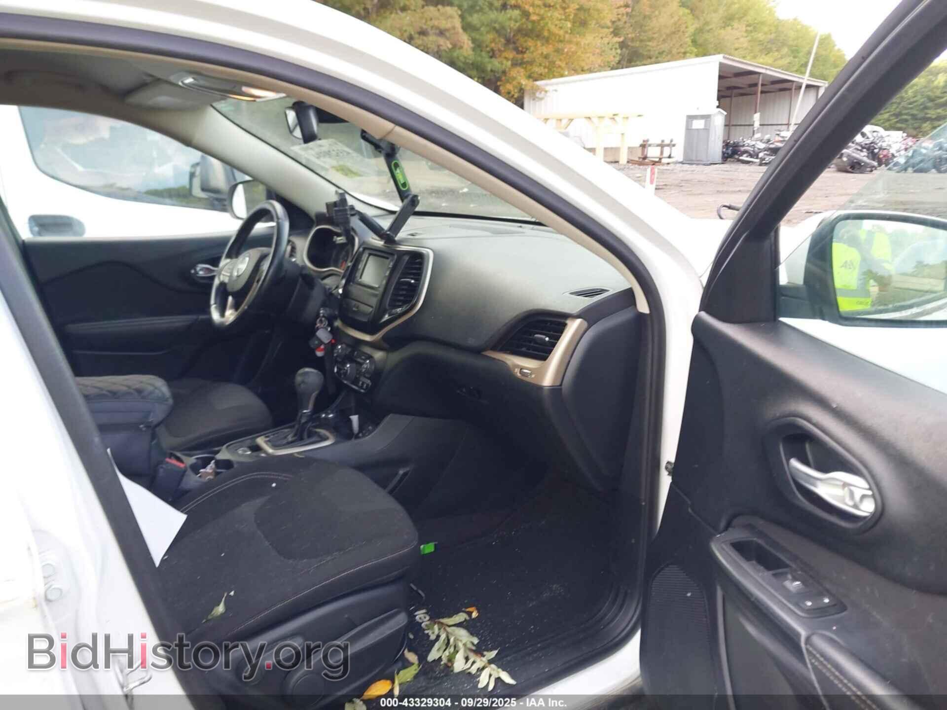2016 JEEP CHEROKEE - VIN: 1C4PJMCB2GW268779 - Фото 5