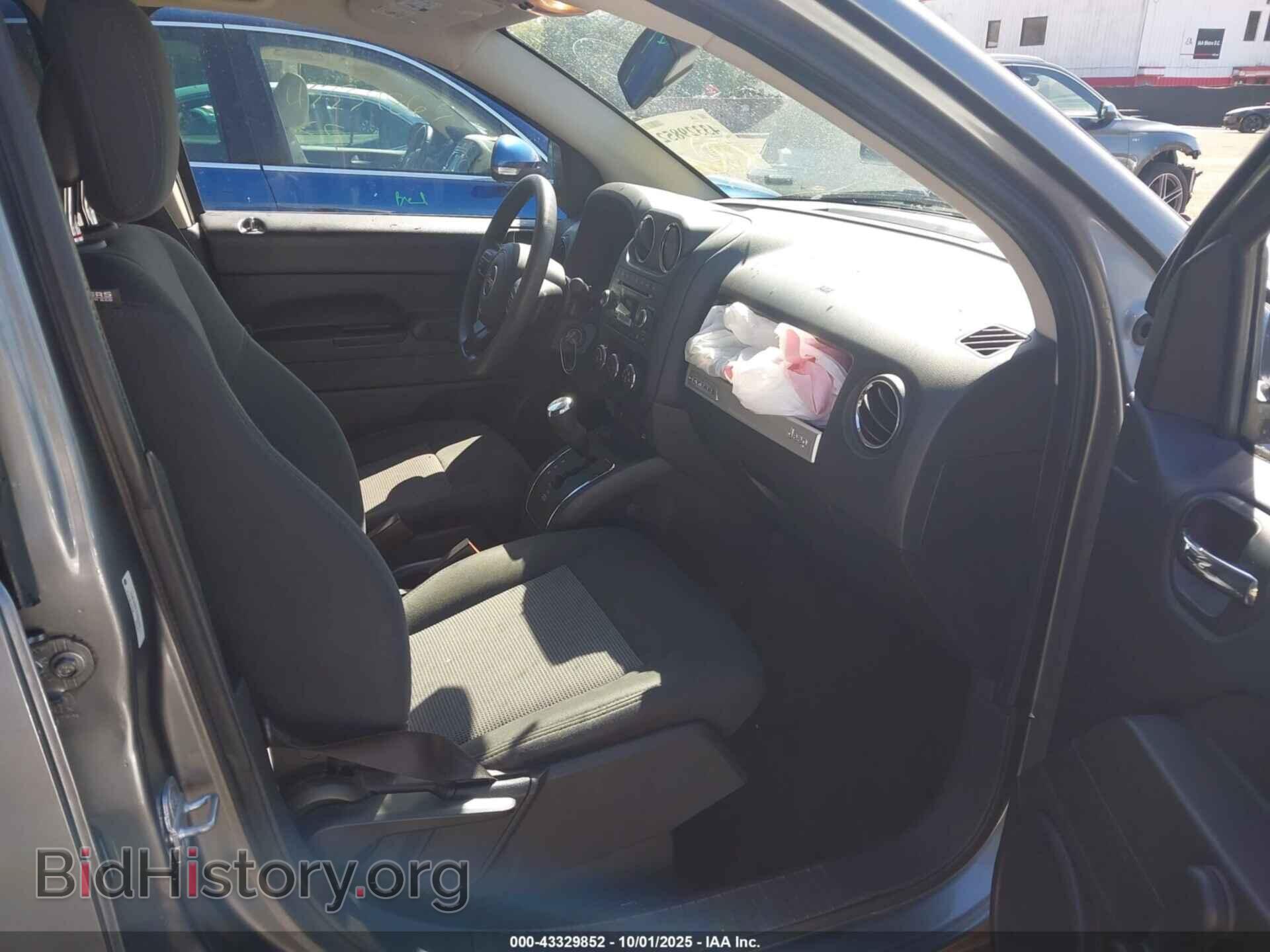 2014 JEEP COMPASS - VIN: 1C4NJDBB1ED607601 - Фото 5