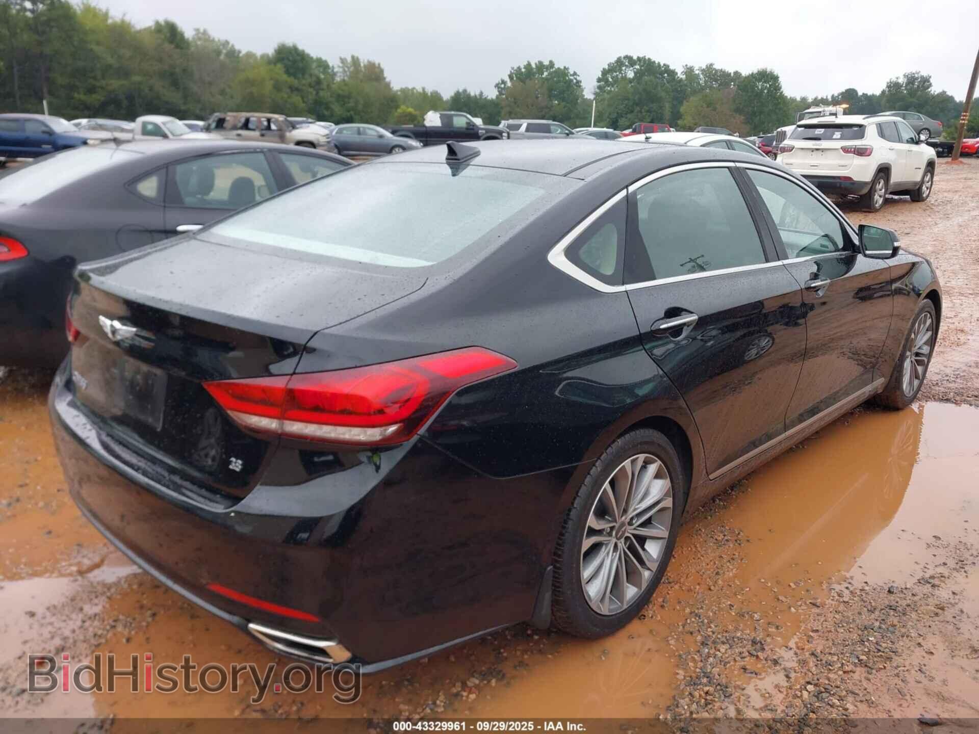 2015 HYUNDAI GENESIS - VIN: KMHGN4JE6FU044213 - Фото 4