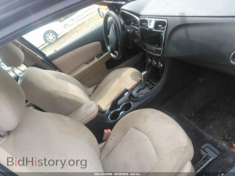 2012 Chrysler 200 (VIN 1C3CCBAG5CN228406) — фото 5 из 11