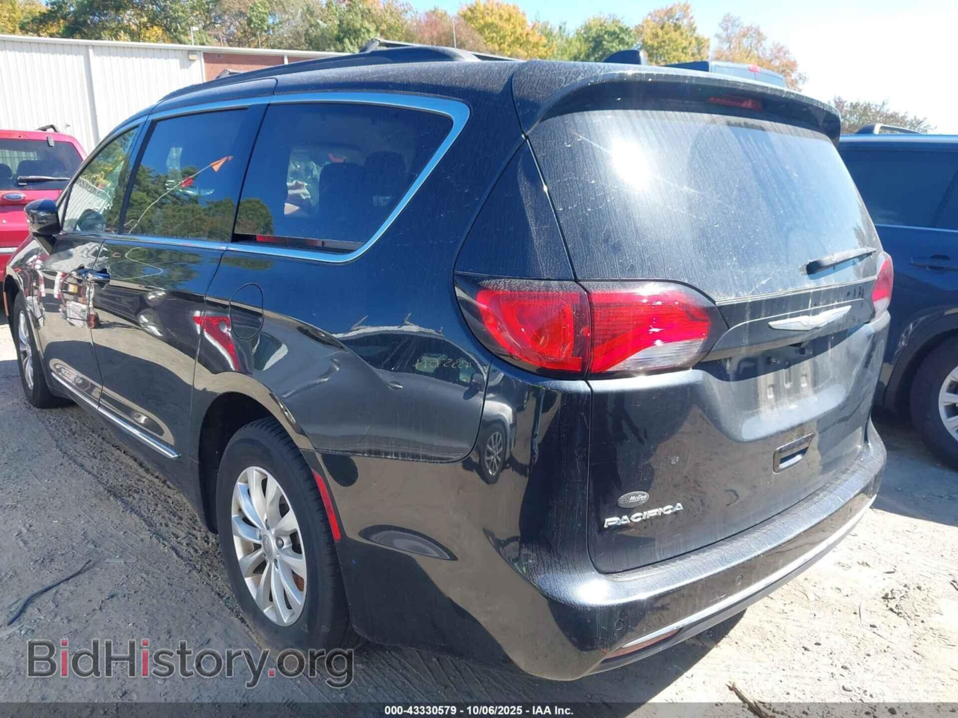 2017 CHRYSLER PACIFICA - VIN: 2C4RC1BGXHR785434 - Фото 3