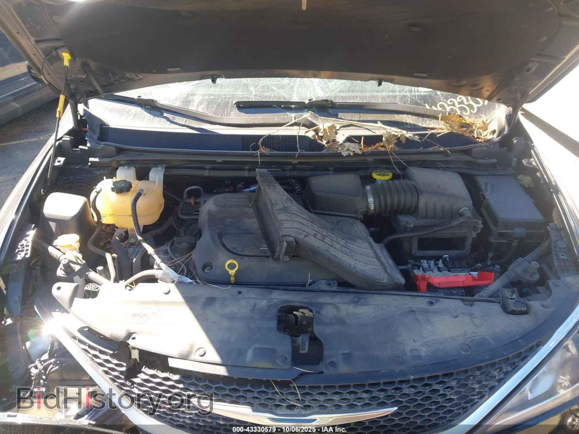 2017 CHRYSLER PACIFICA - VIN: 2C4RC1BGXHR785434 - Фото 10