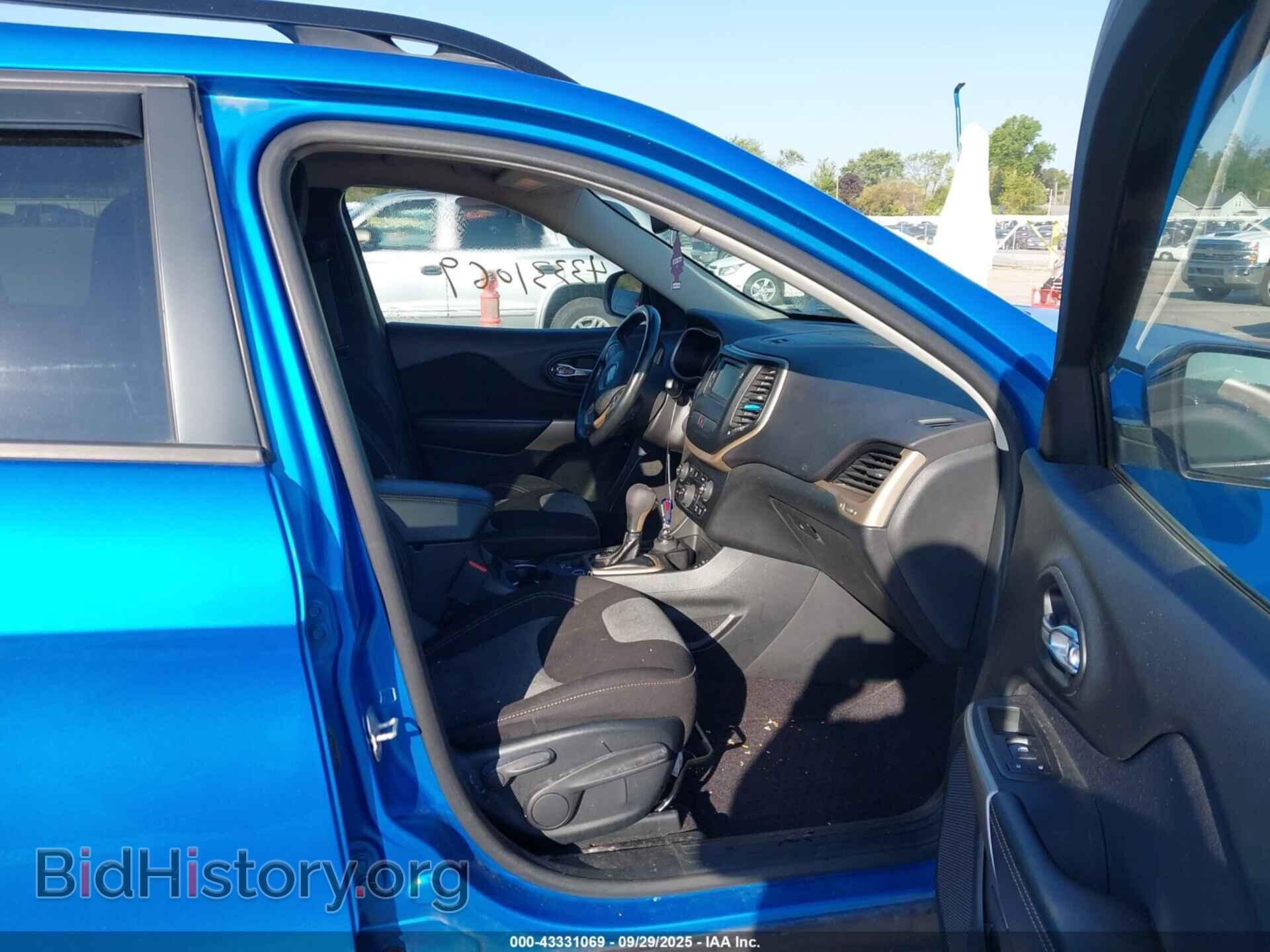 2018 JEEP CHEROKEE - VIN: 1C4PJMCB3JD588499 - Фото 5