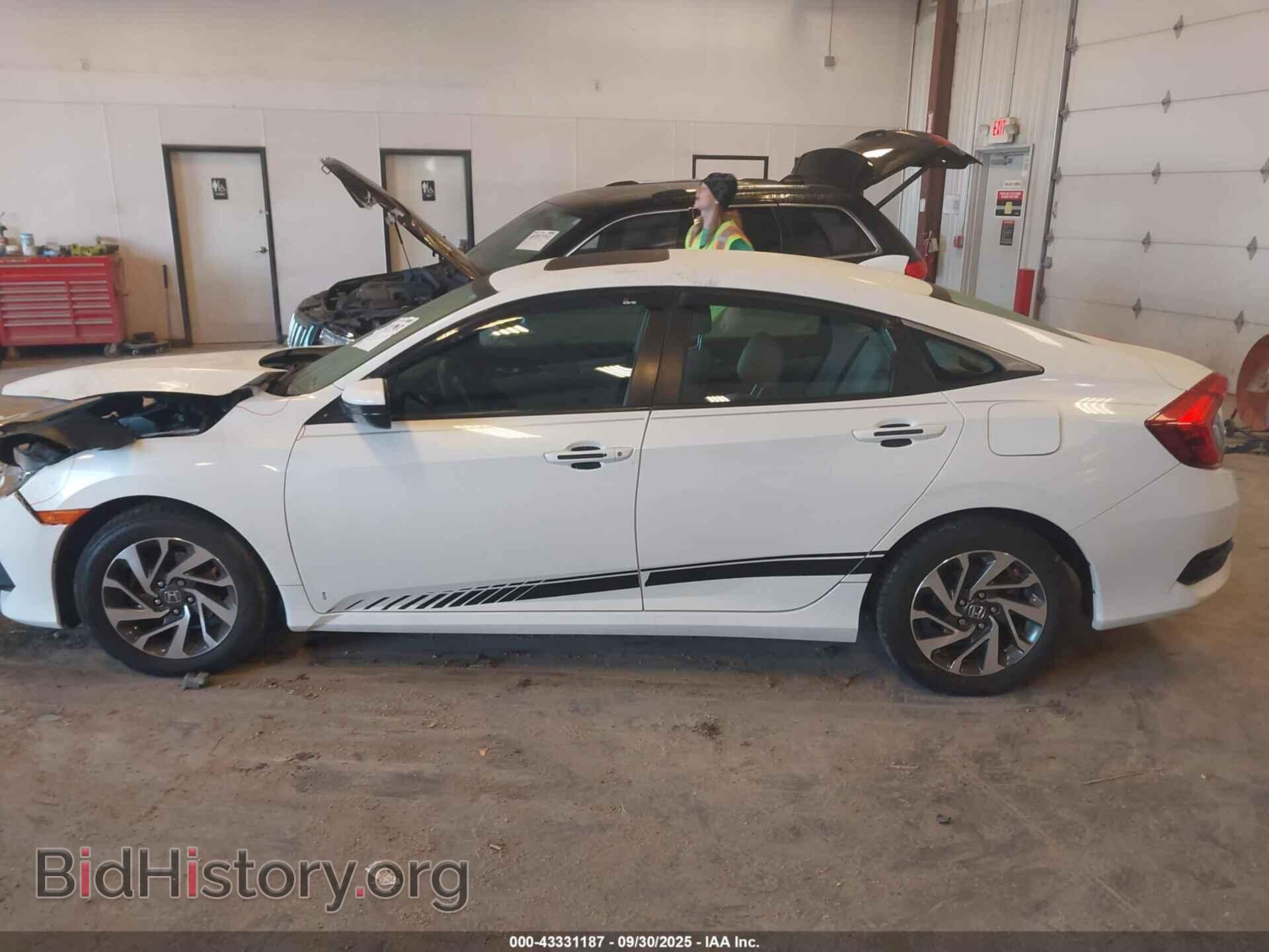 2017 HONDA CIVIC - VIN: 19XFC2F76HE025263 - Фото 14