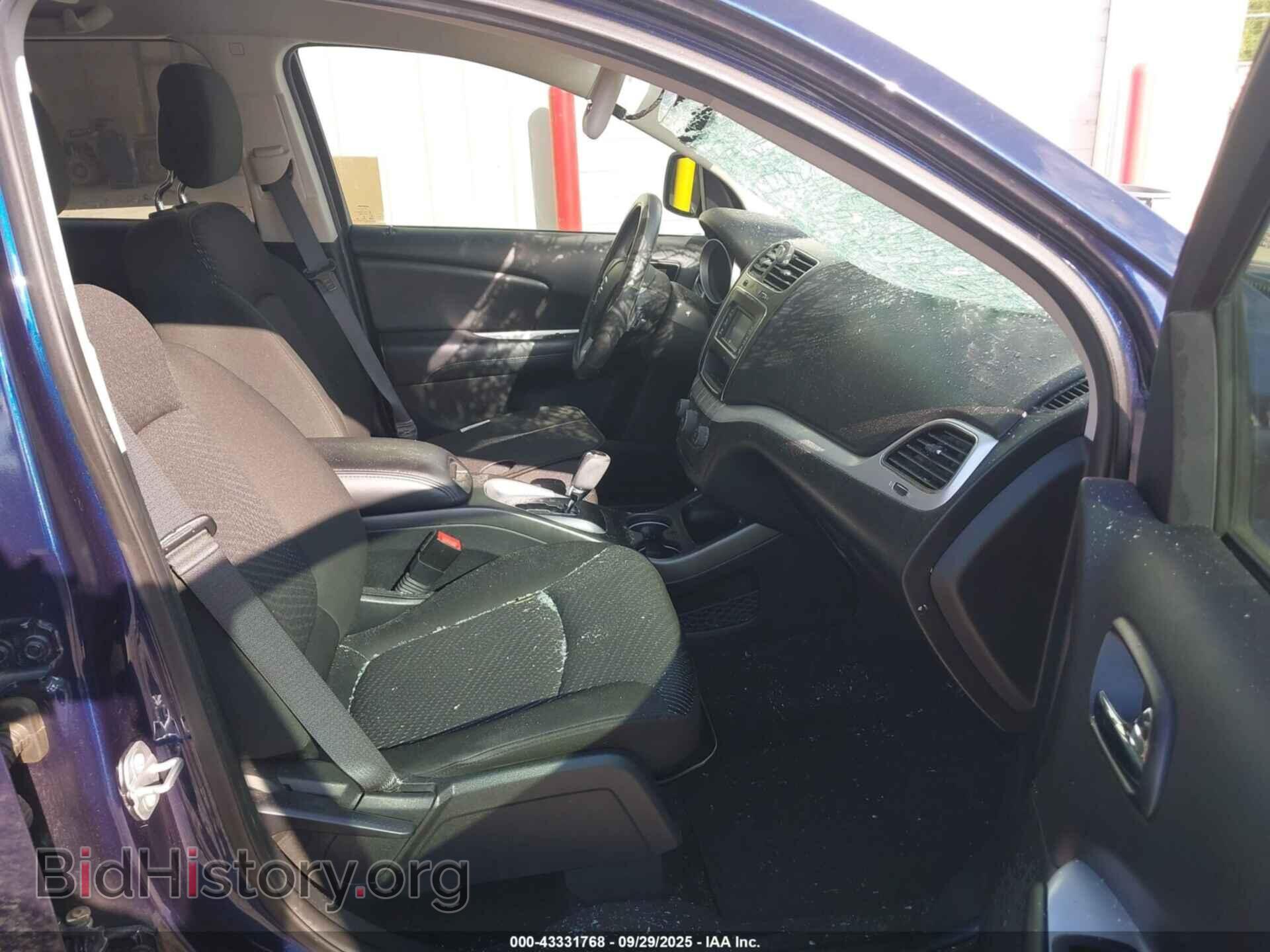 2019 DODGE JOURNEY - VIN: 3C4PDCBB4KT686892 - Фото 5