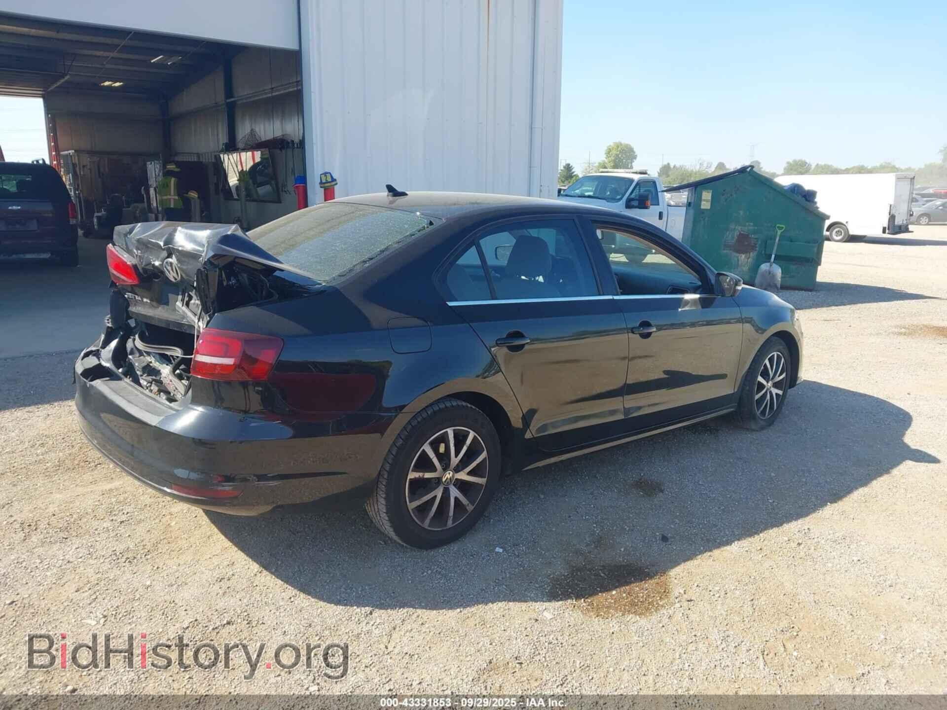 2017 VOLKSWAGEN JETTA - VIN: 3VWDB7AJ7HM301284 - Фото 4