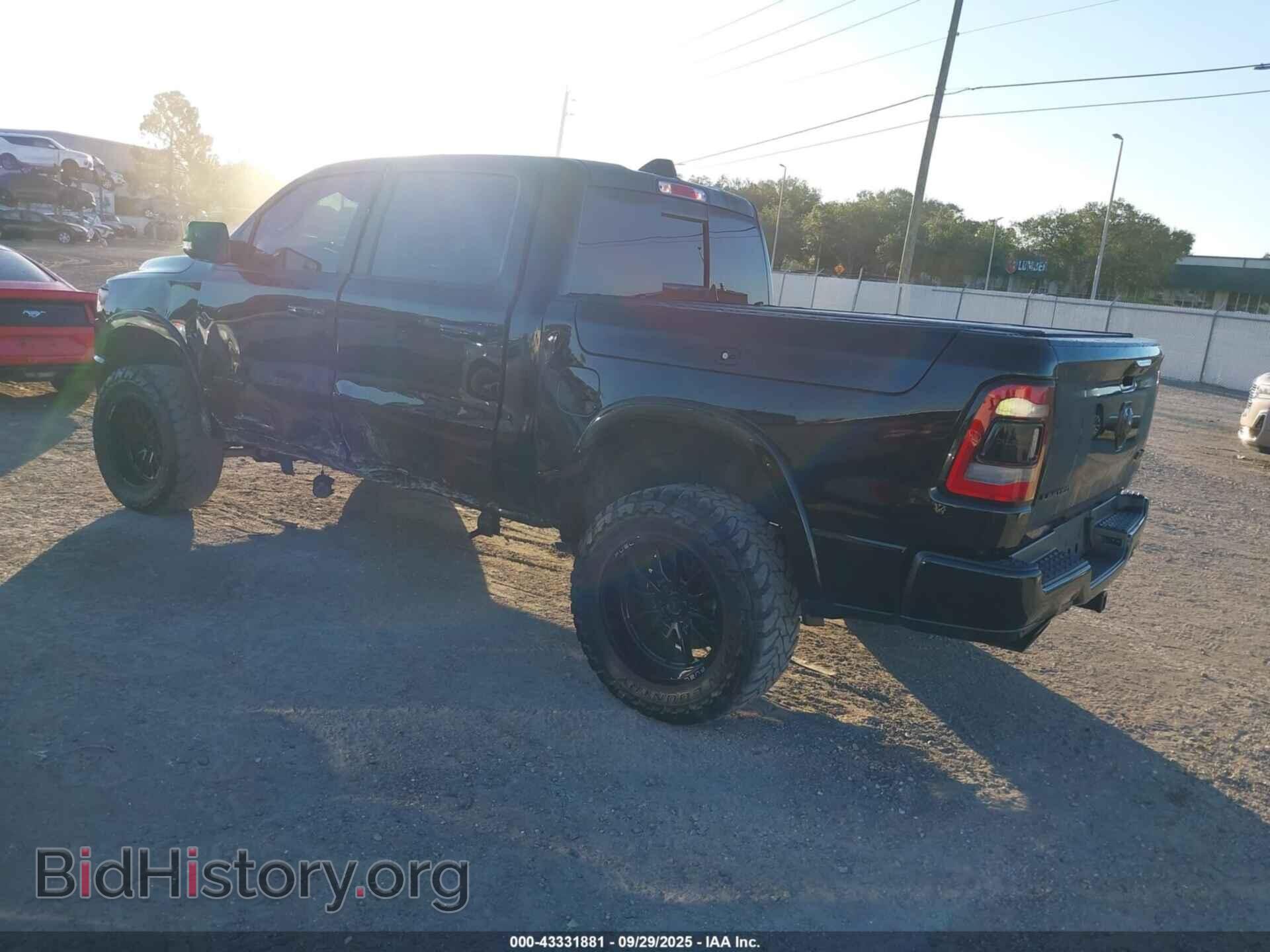 2020 RAM 1500 - VIN: 1C6SRFHT8LN146726 - Фото 3