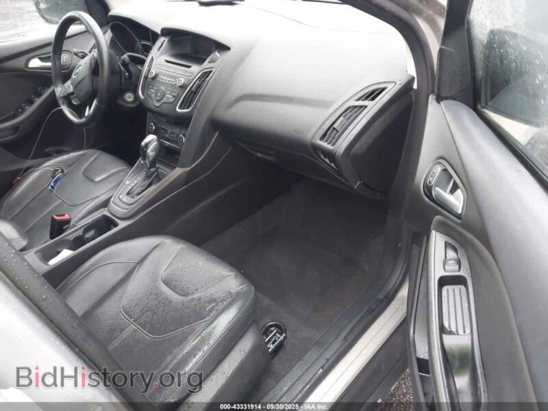 2016 Ford FOCUS (VIN 1FADP3F21GL397112) — фото 5 из 17