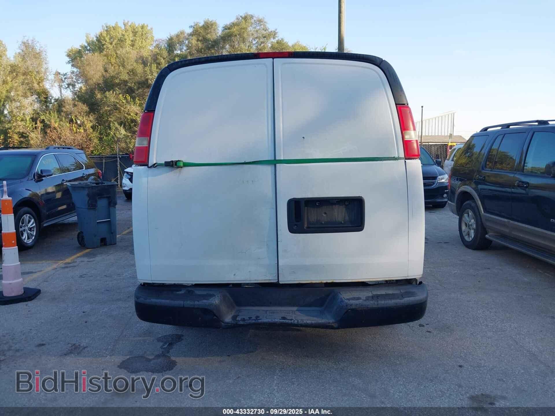 2007 CHEVROLET EXPRESS - VIN: 1GCGG25V871246521 - Фото 11