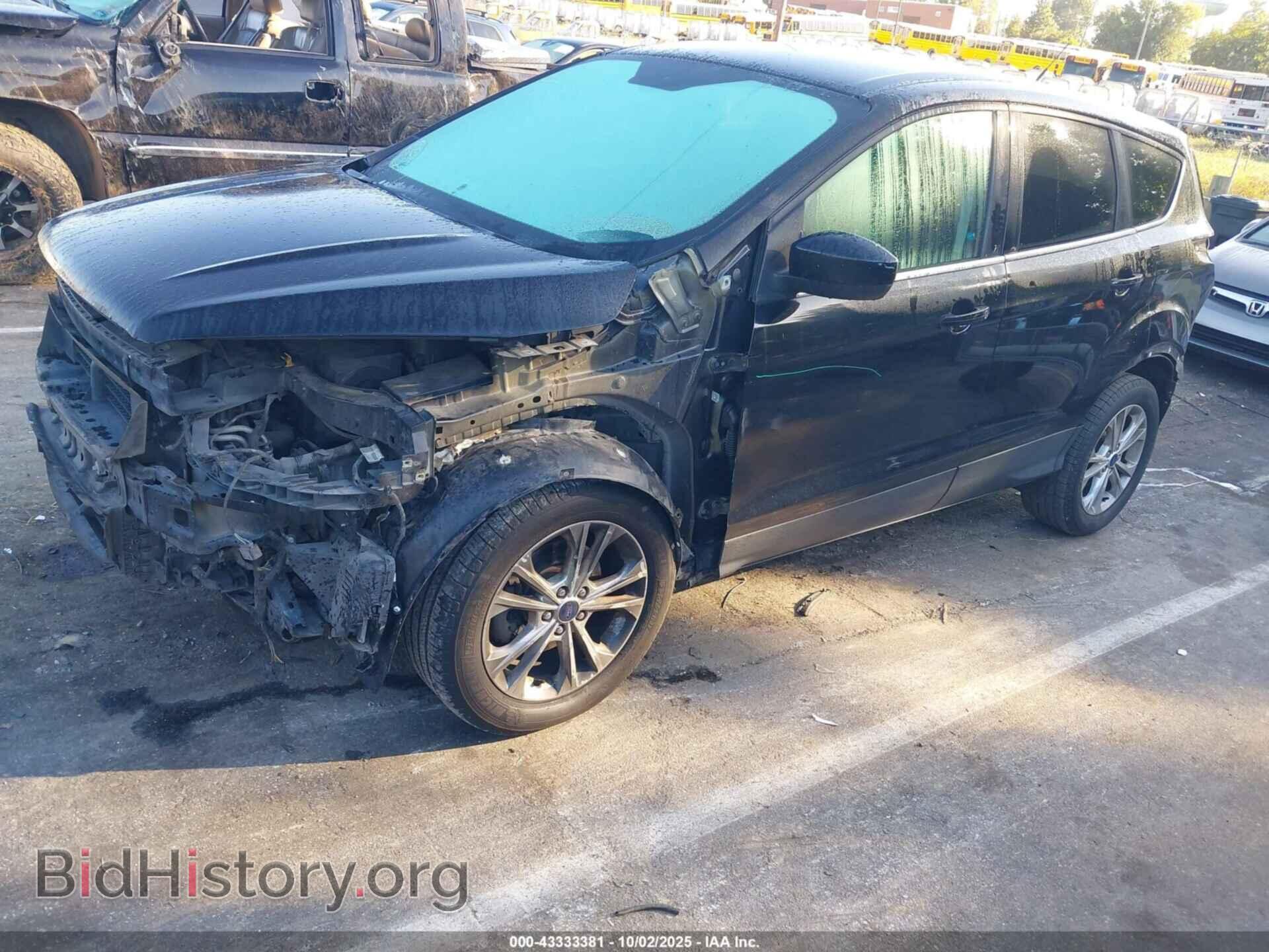 2017 FORD ESCAPE - VIN: 1FMCU0GD6HUB03692 - Фото 2