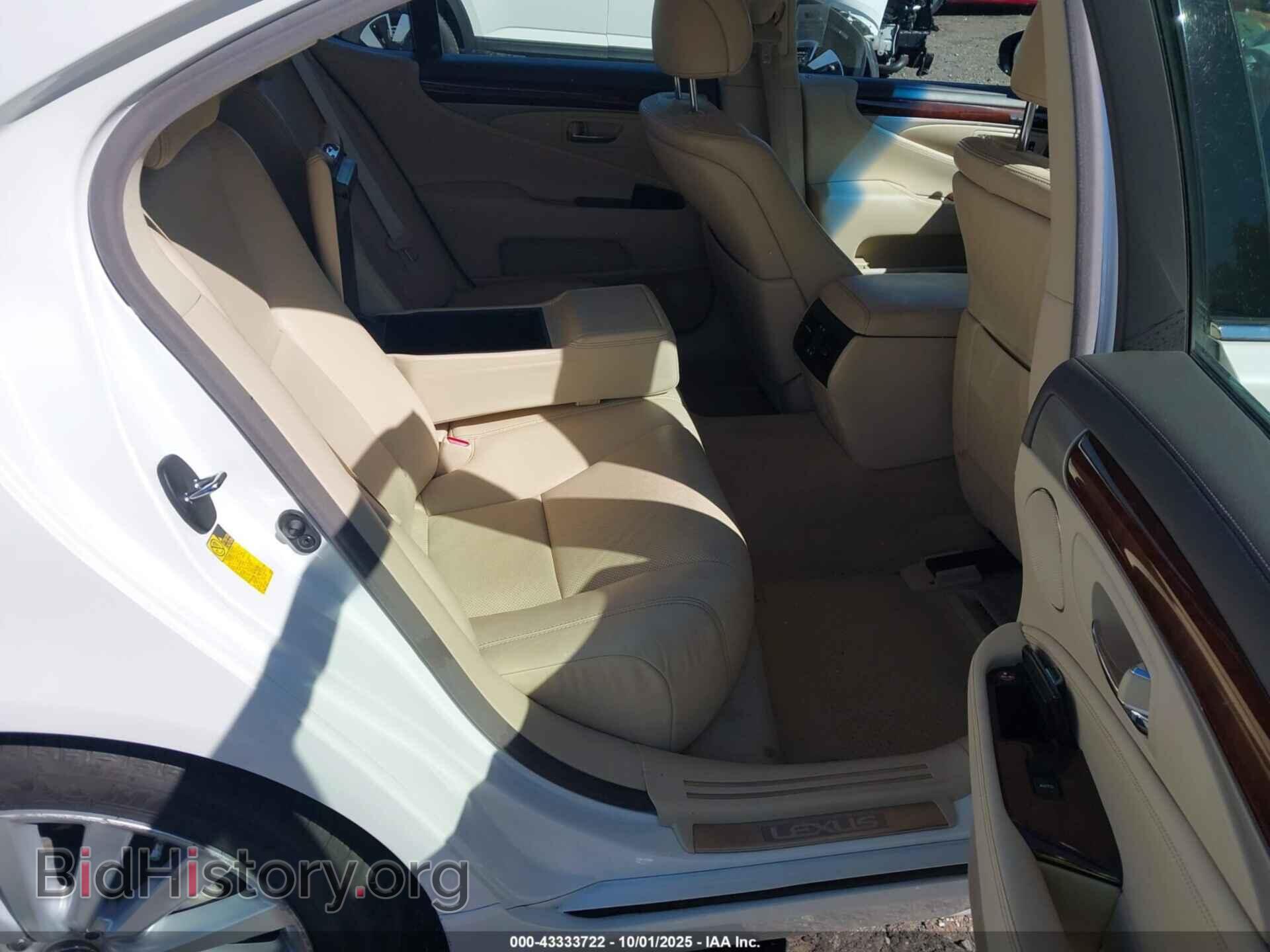 2013 LEXUS LS 460 - VIN: JTHBL5EF8D5118329 - Photo 8
