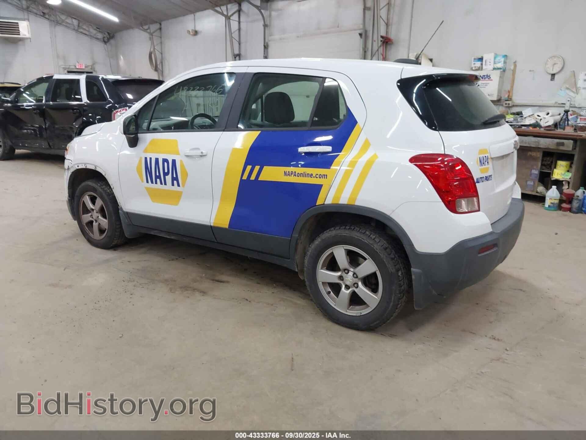 2016 CHEVROLET TRAX - VIN: 3GNCJNSB2GL236174 - Фото 3