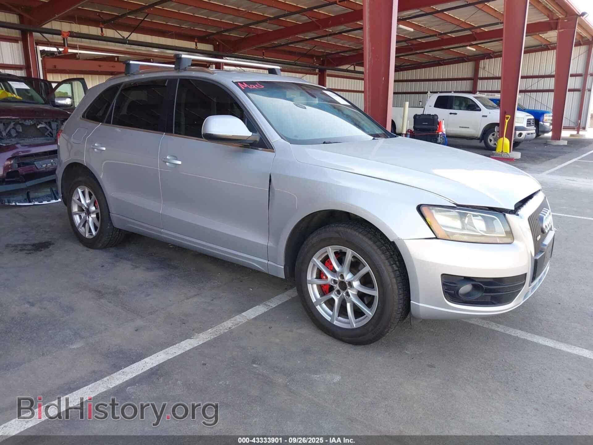 Photo WA1CFBFP7BA009913 - AUDI Q5 2011