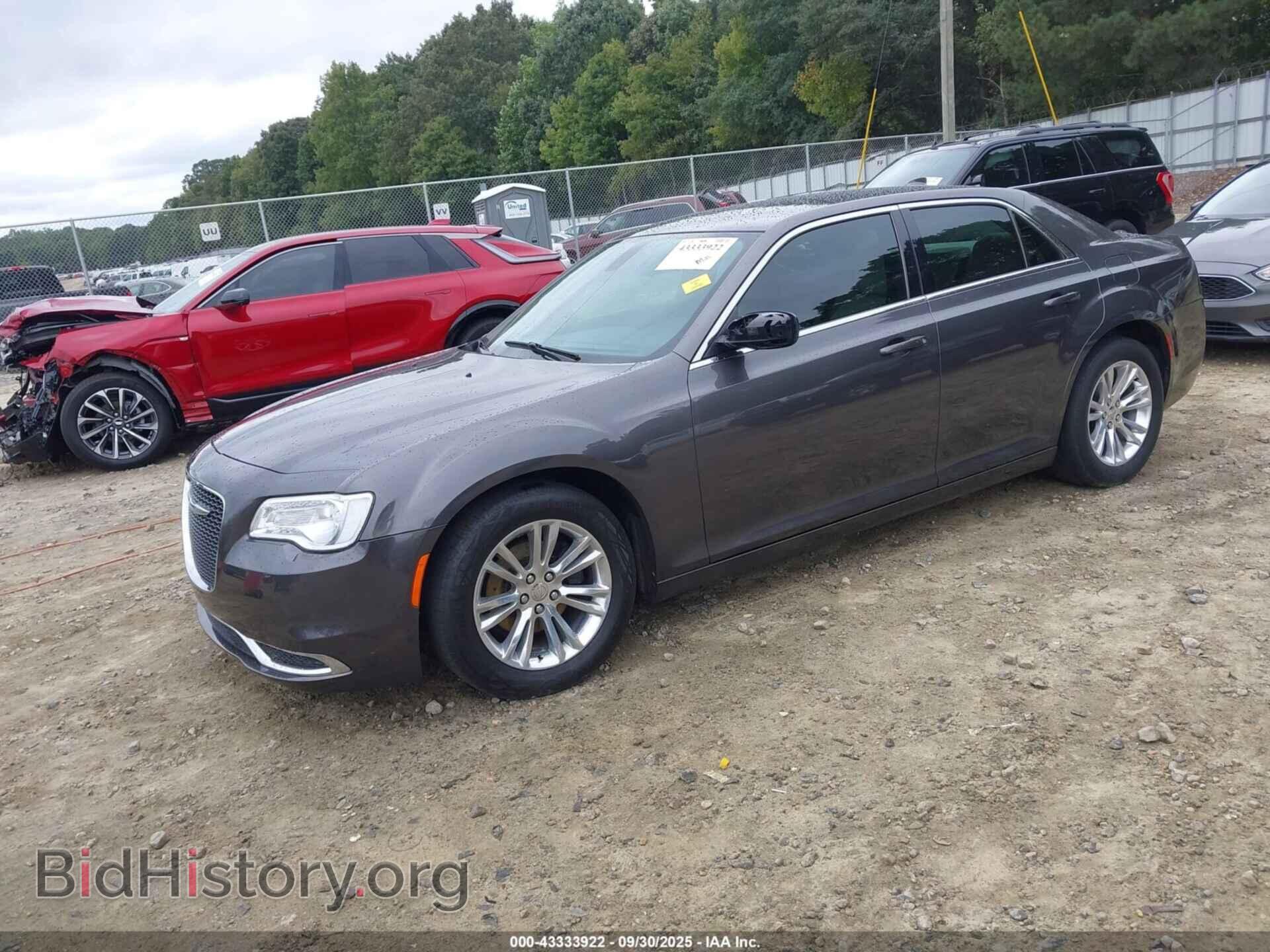 2016 CHRYSLER 300 - VIN: 2C3CCAAG4GH348934 - Фото 2