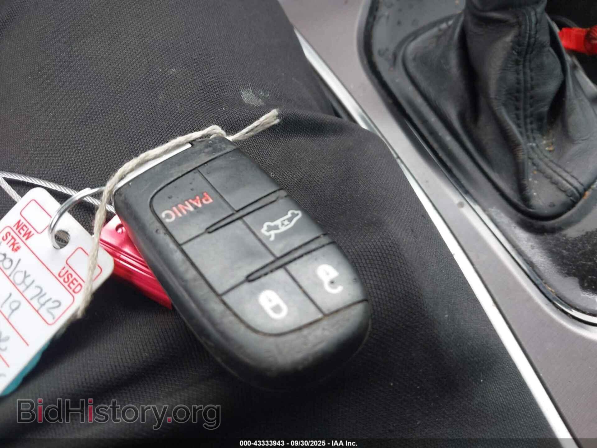 2019 DODGE CHALLENGER - VIN: 2C3CDZAG4KH716954 - Фото 11