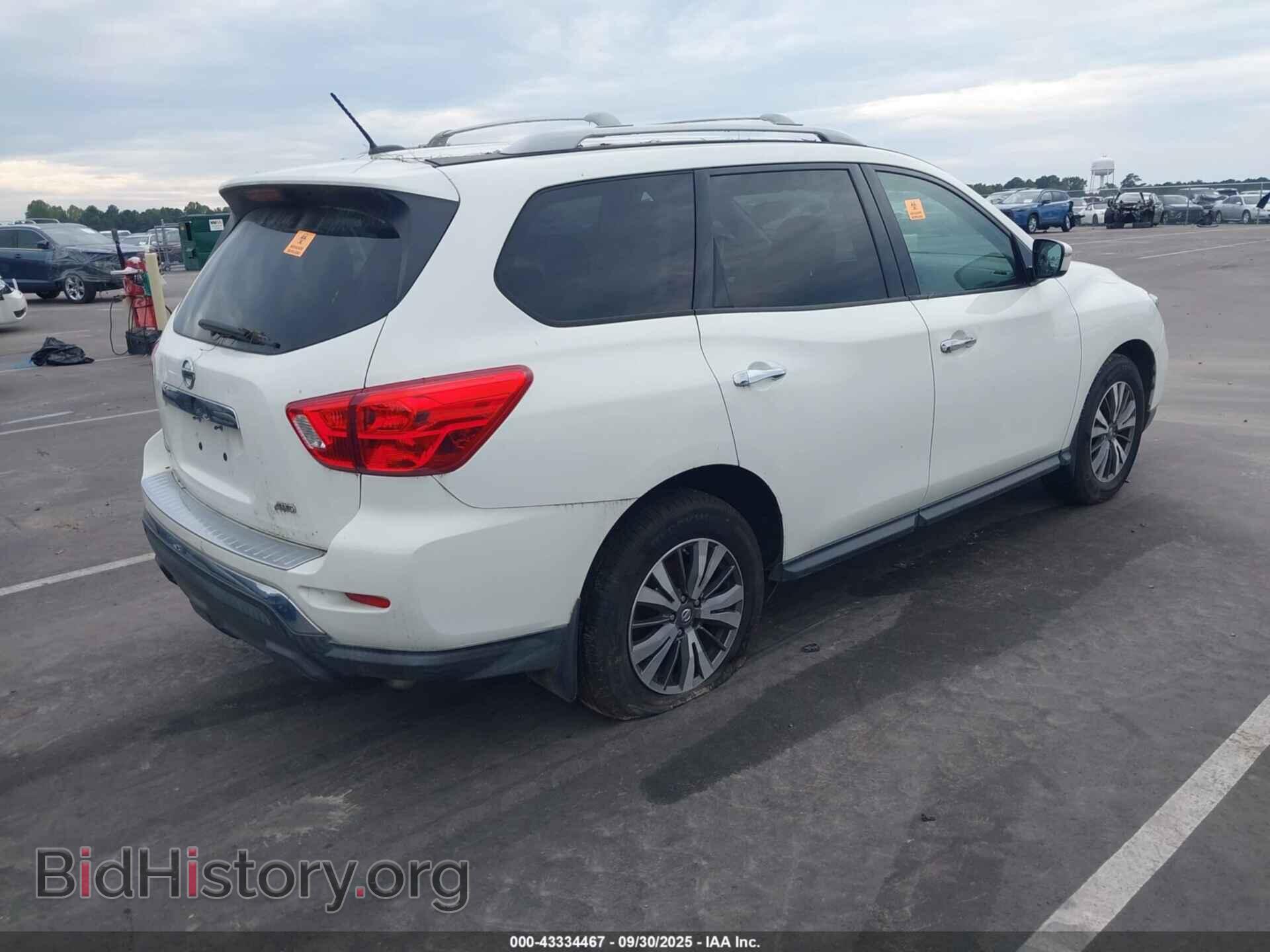 2017 NISSAN PATHFINDER - VIN: 5N1DR2MM7HC681604 - Фото 4