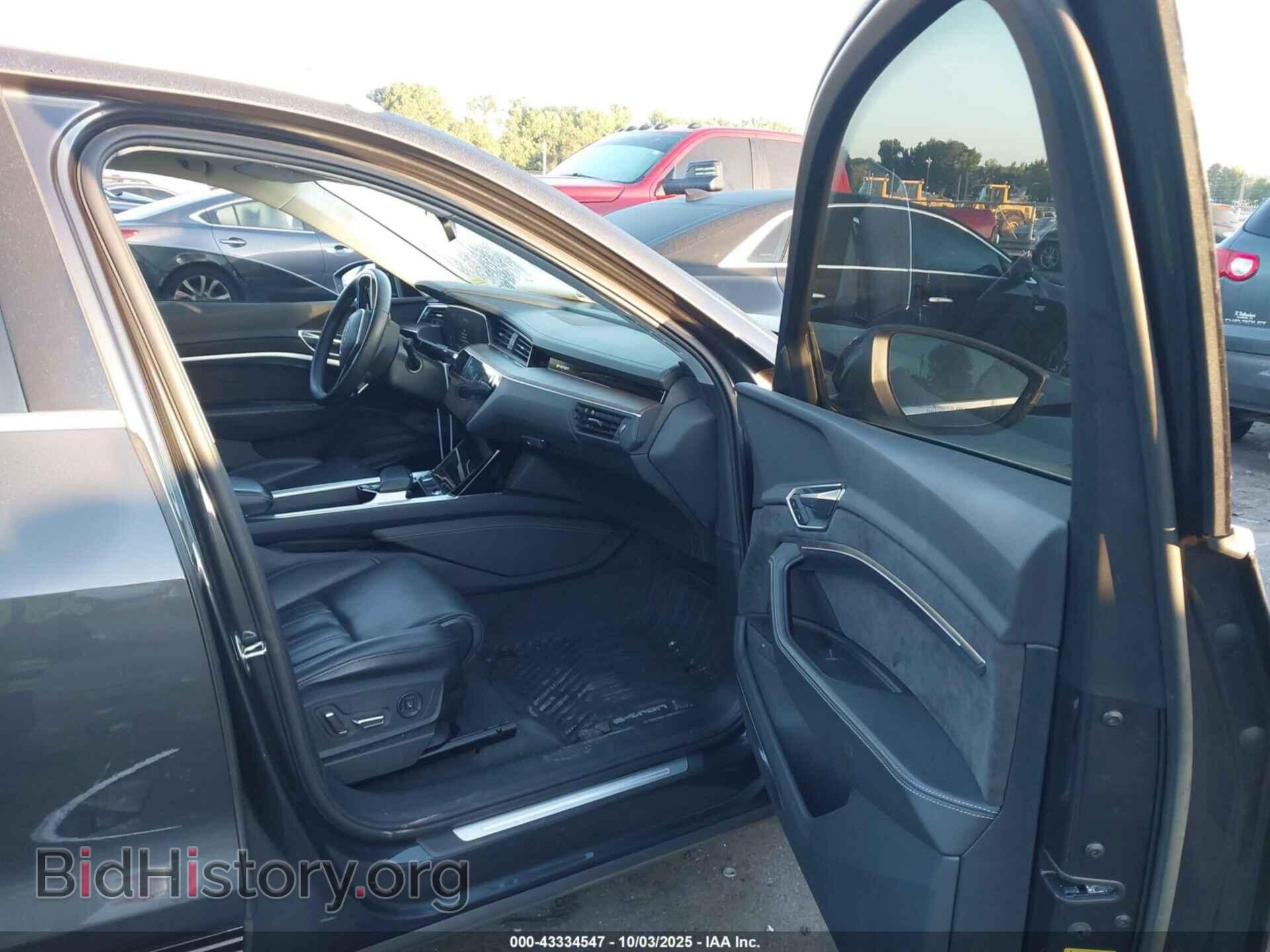 2019 AUDI E-TRON - VIN: WA1VAAGE7KB024131 - Photo 5