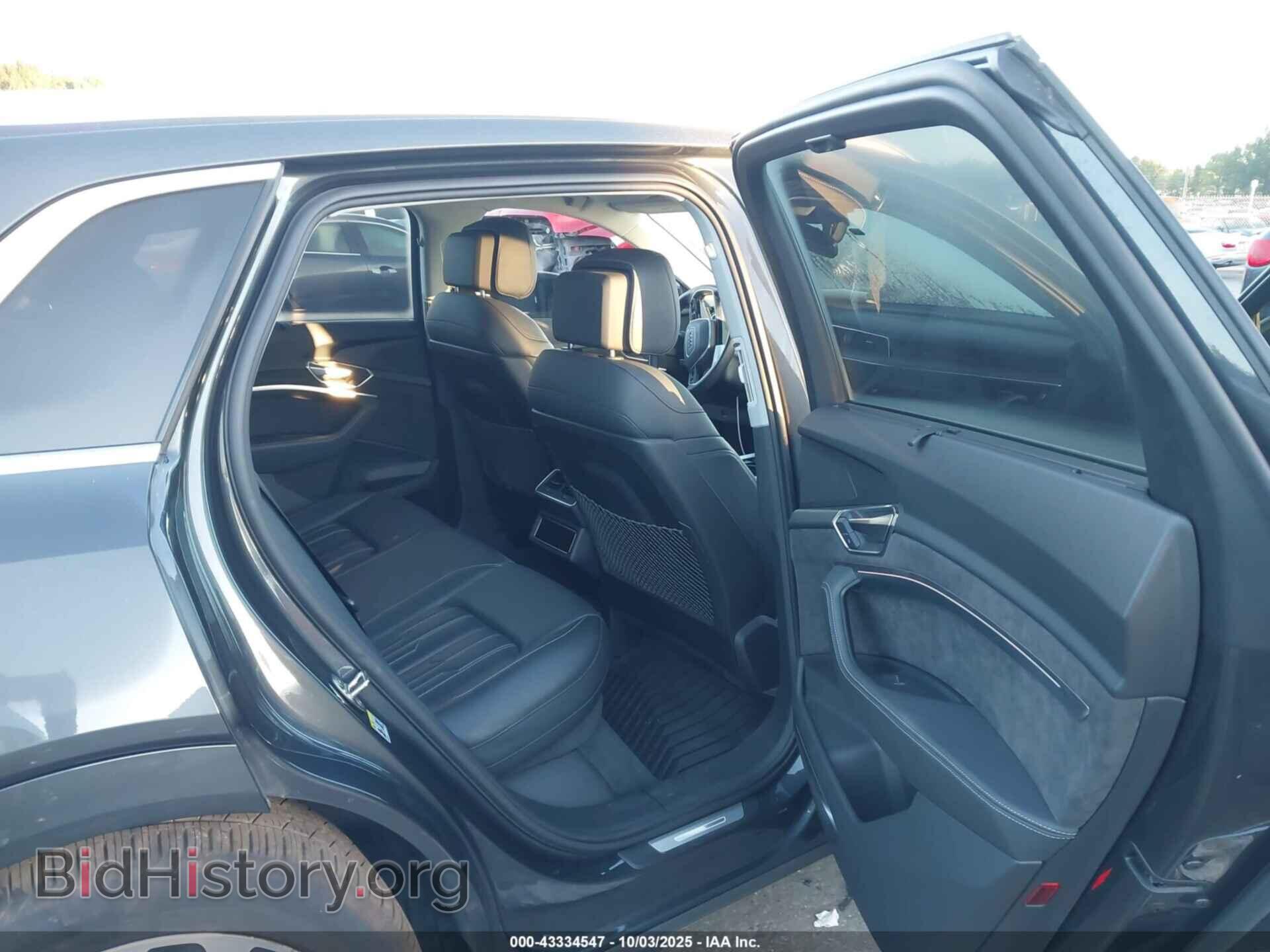 2019 AUDI E-TRON - VIN: WA1VAAGE7KB024131 - Photo 8
