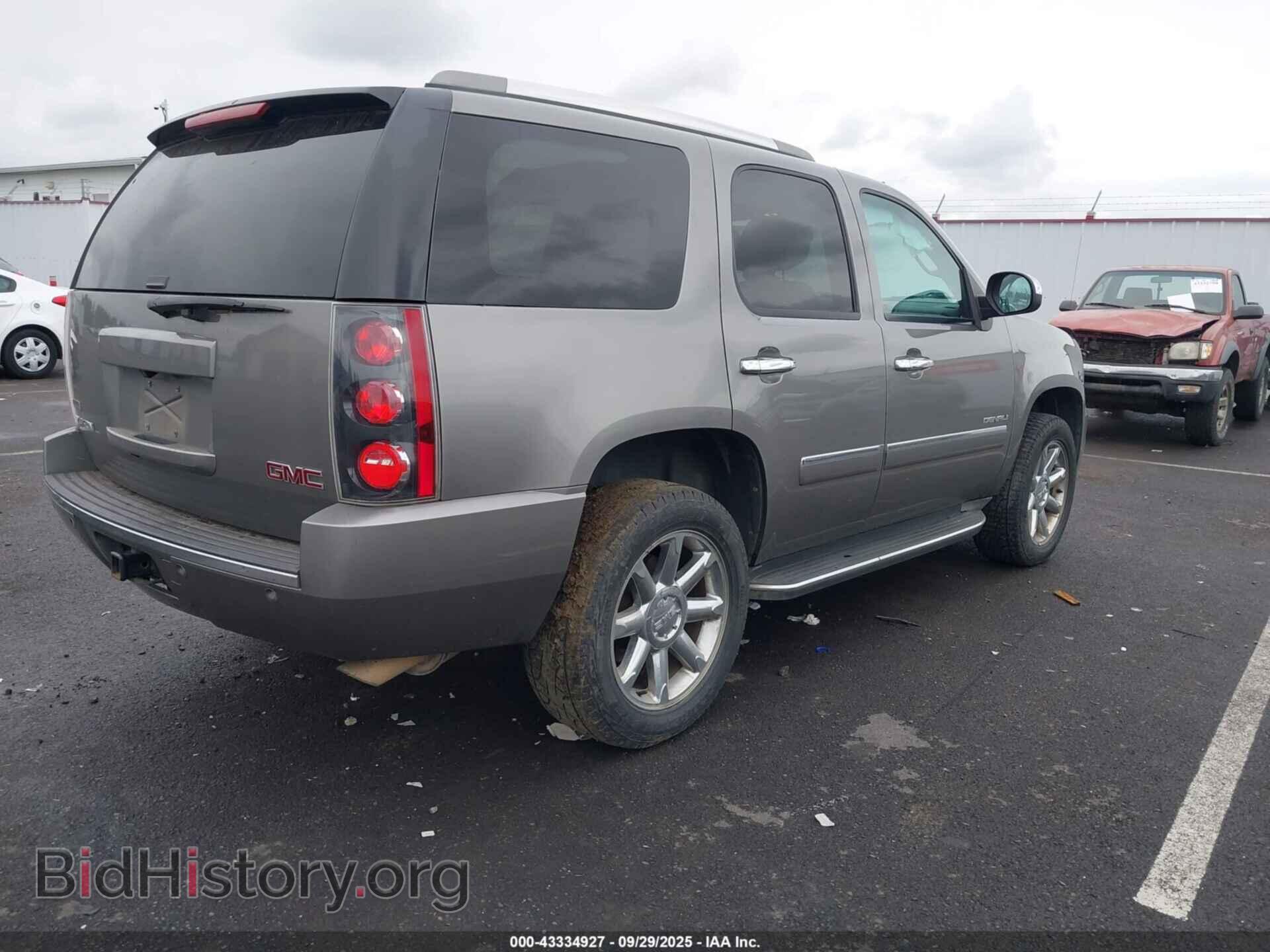 2012 GMC YUKON - VIN: 1GKS2EEF5CR189908 - Photo 4