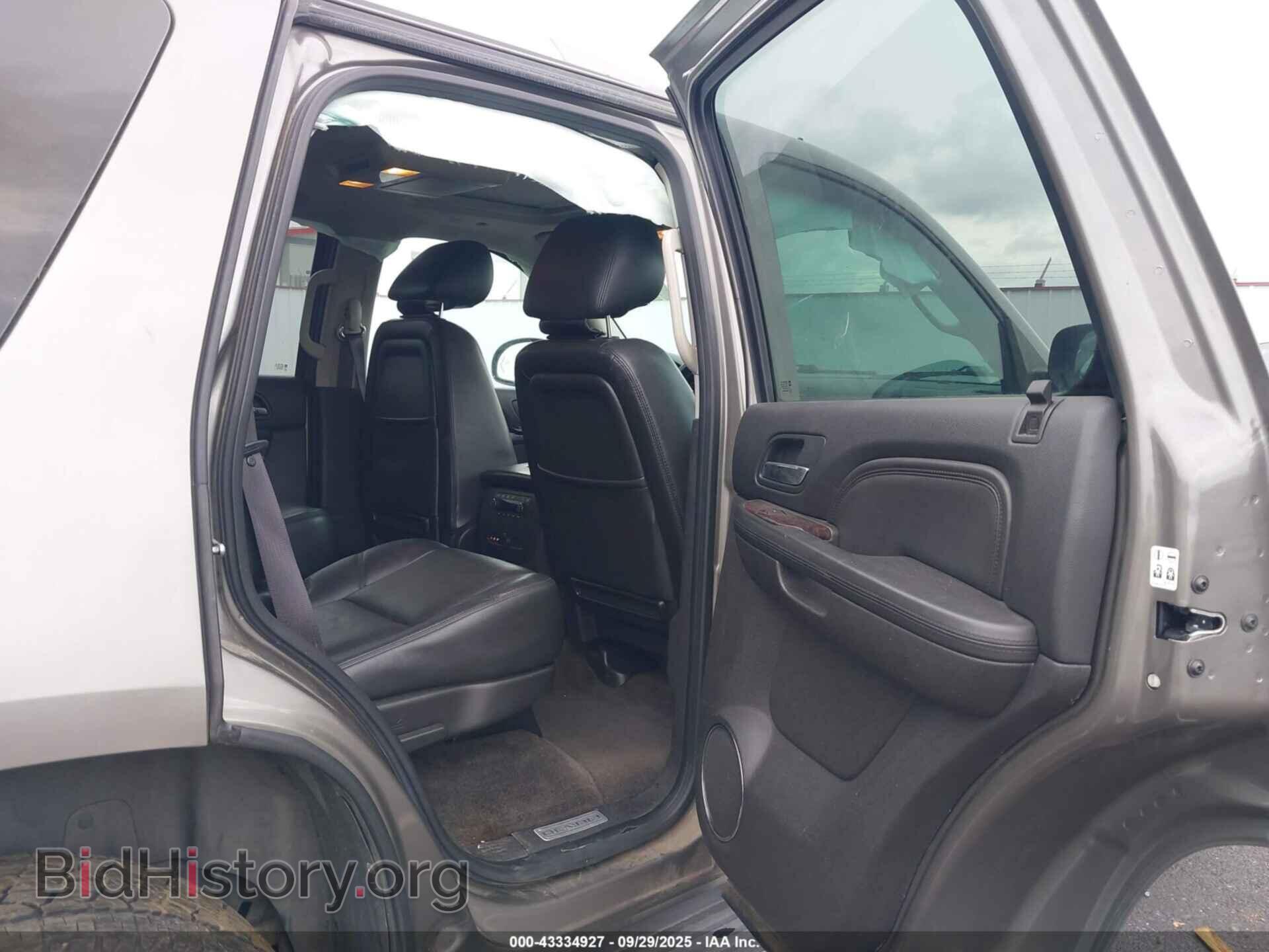2012 GMC YUKON - VIN: 1GKS2EEF5CR189908 - Photo 8