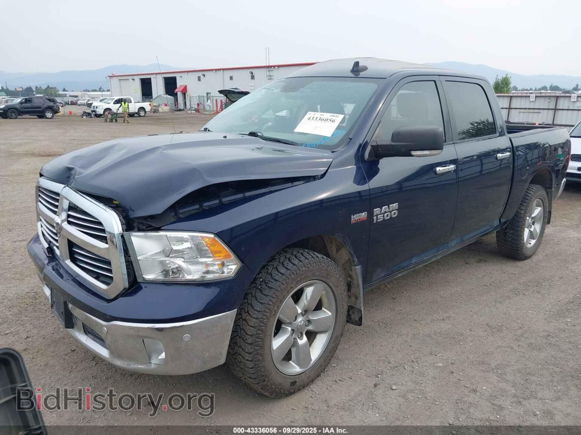 2016 RAM 1500 - VIN: 3C6RR7LT2GG182115 - Photo 2
