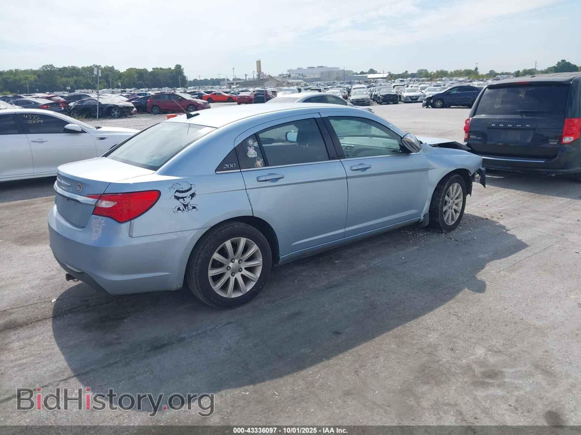 2013 CHRYSLER 200 - VIN: 1C3CCBBB1DN505296 - Photo 4