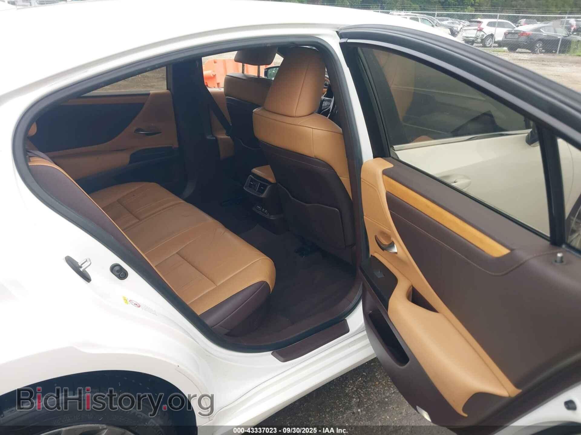 2019 LEXUS ES 300H - VIN: JTHB21B18K2004091 - Photo 8