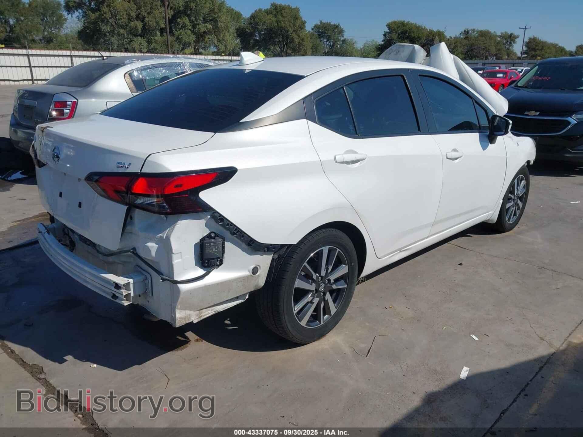 2021 NISSAN VERSA - VIN: 3N1CN8EVXML921641 - Фото 4