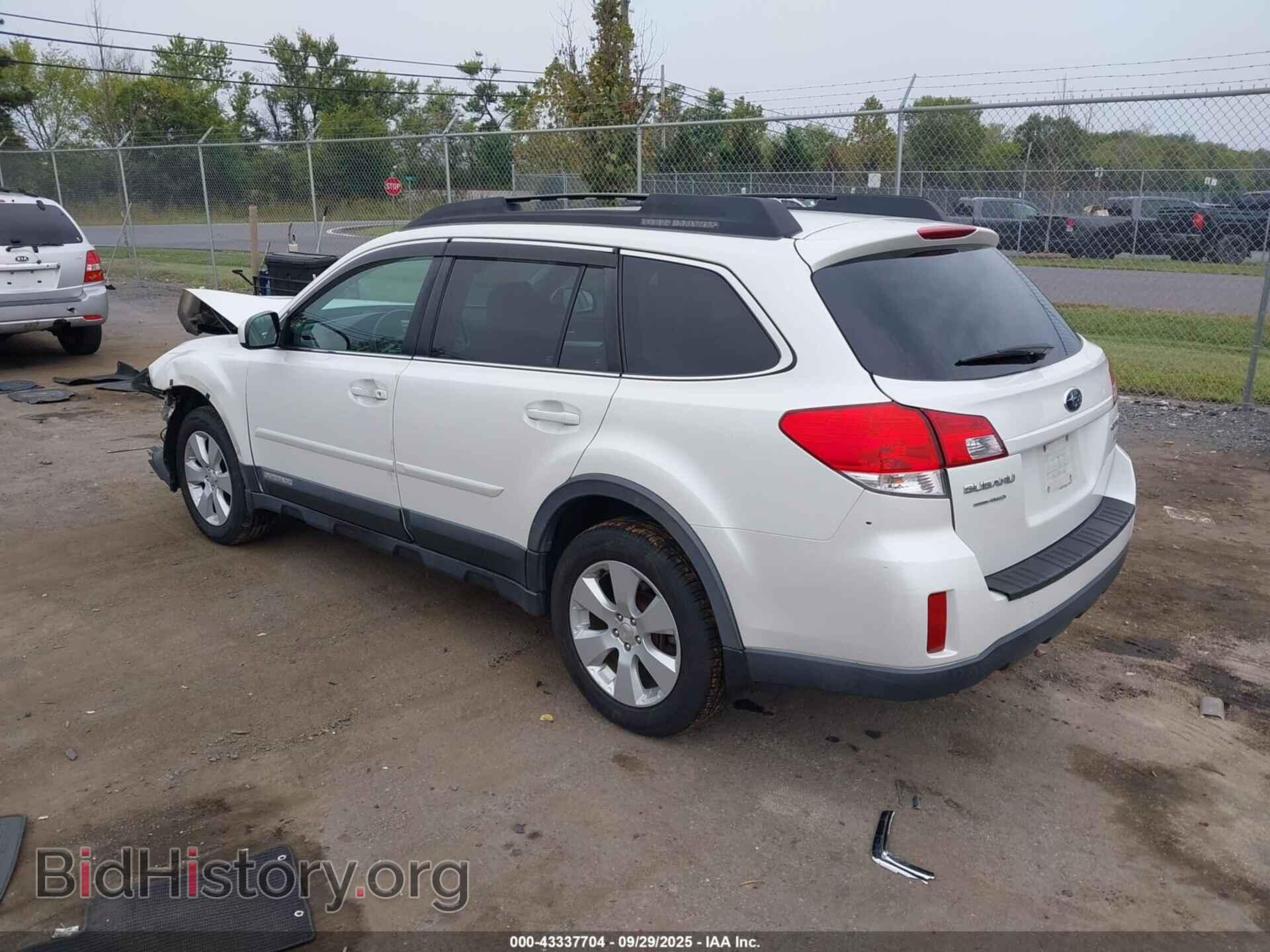 2011 SUBARU OUTBACK - VIN: 4S4BRBCC4B3330866 - Фото 3