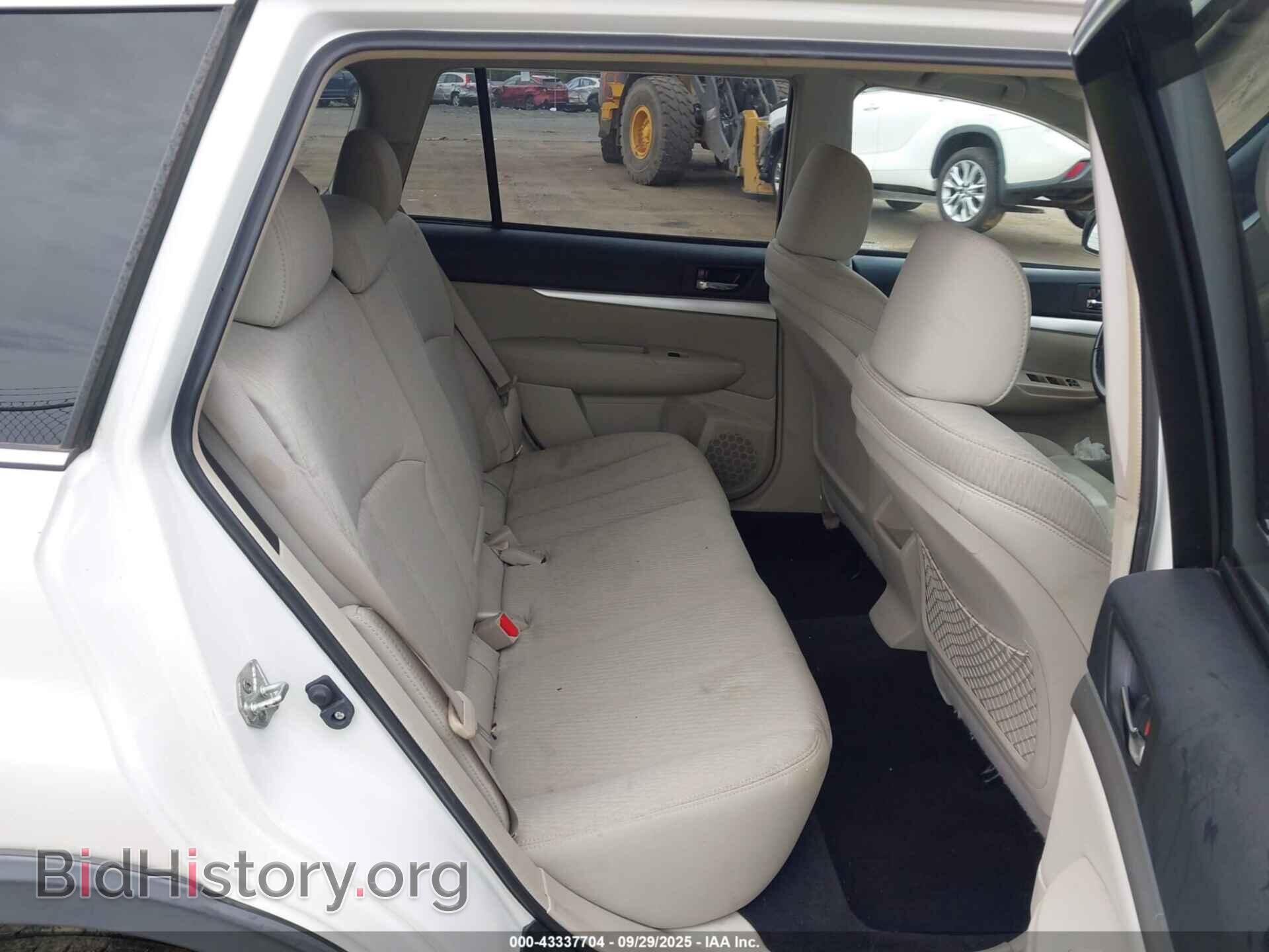 2011 SUBARU OUTBACK - VIN: 4S4BRBCC4B3330866 - Фото 8