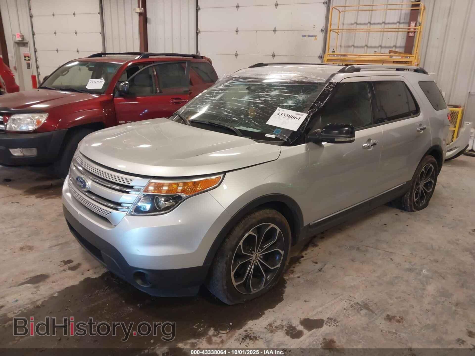 2012 FORD EXPLORER - VIN: 1FMHK7D86CGA55744 - Photo 2