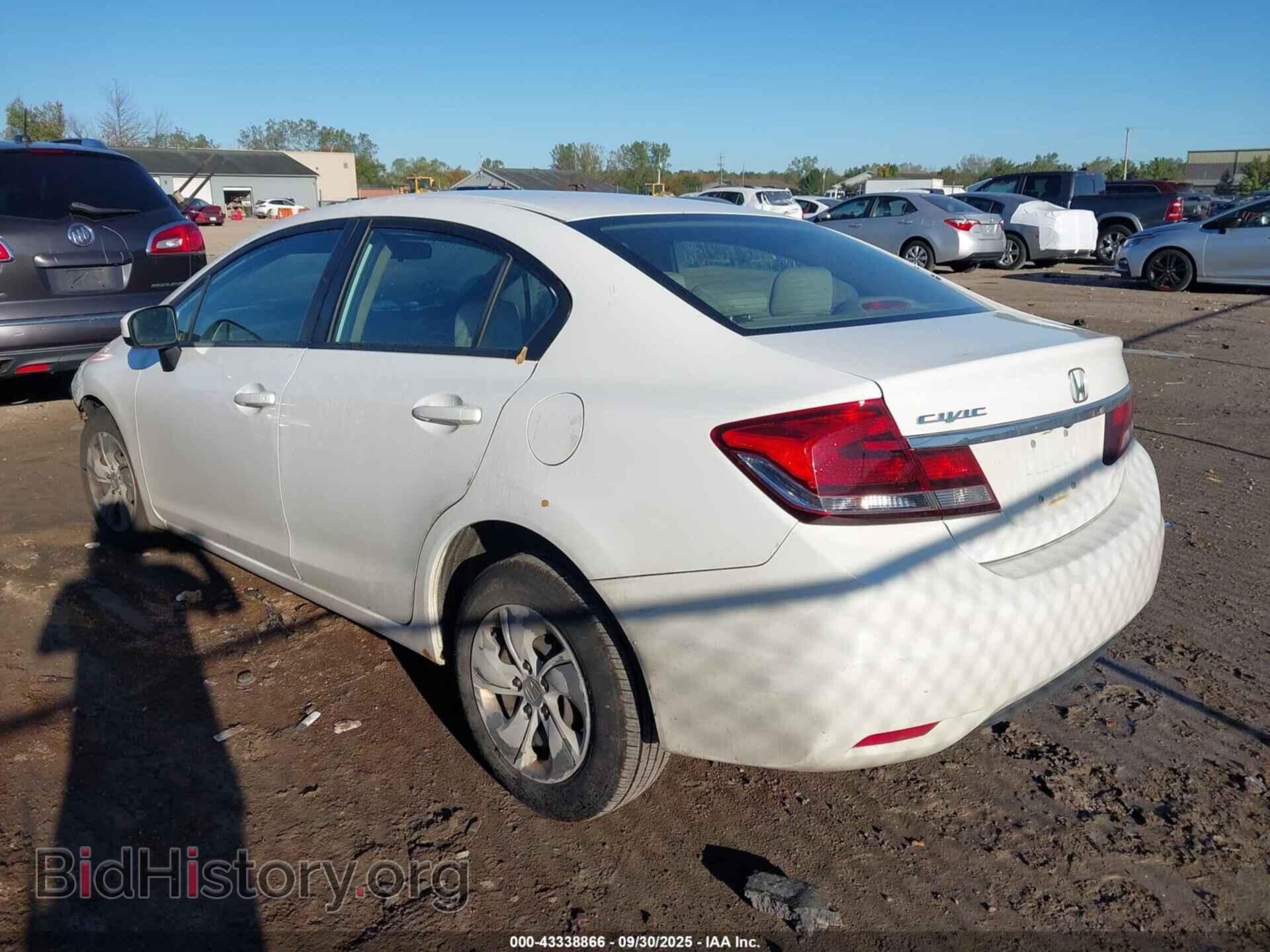 2015 HONDA CIVIC - VIN: 19XFB2F56FE004041 - Фото 3