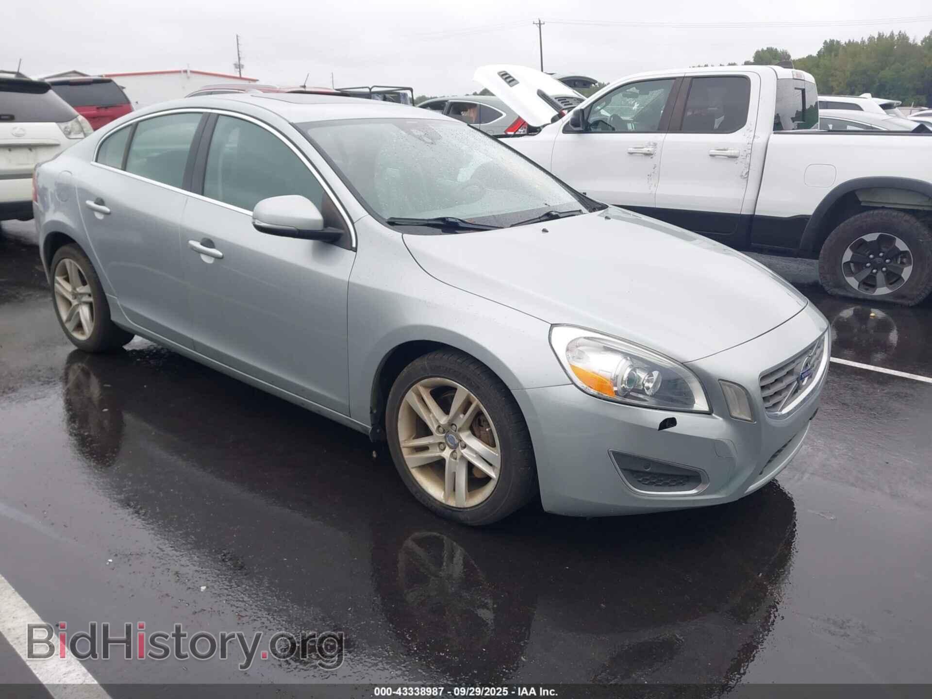 Photo YV1902FH1D2177080 - VOLVO S60 2013