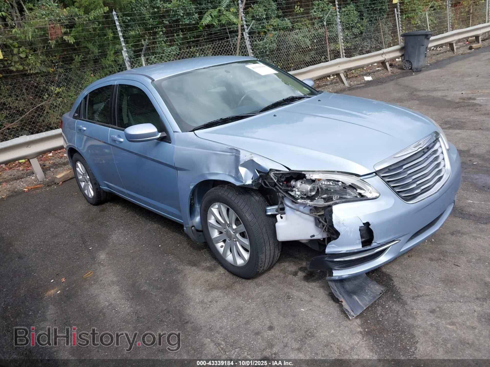 Photo 1C3CCBBB8DN656877 - CHRYSLER 200 2013