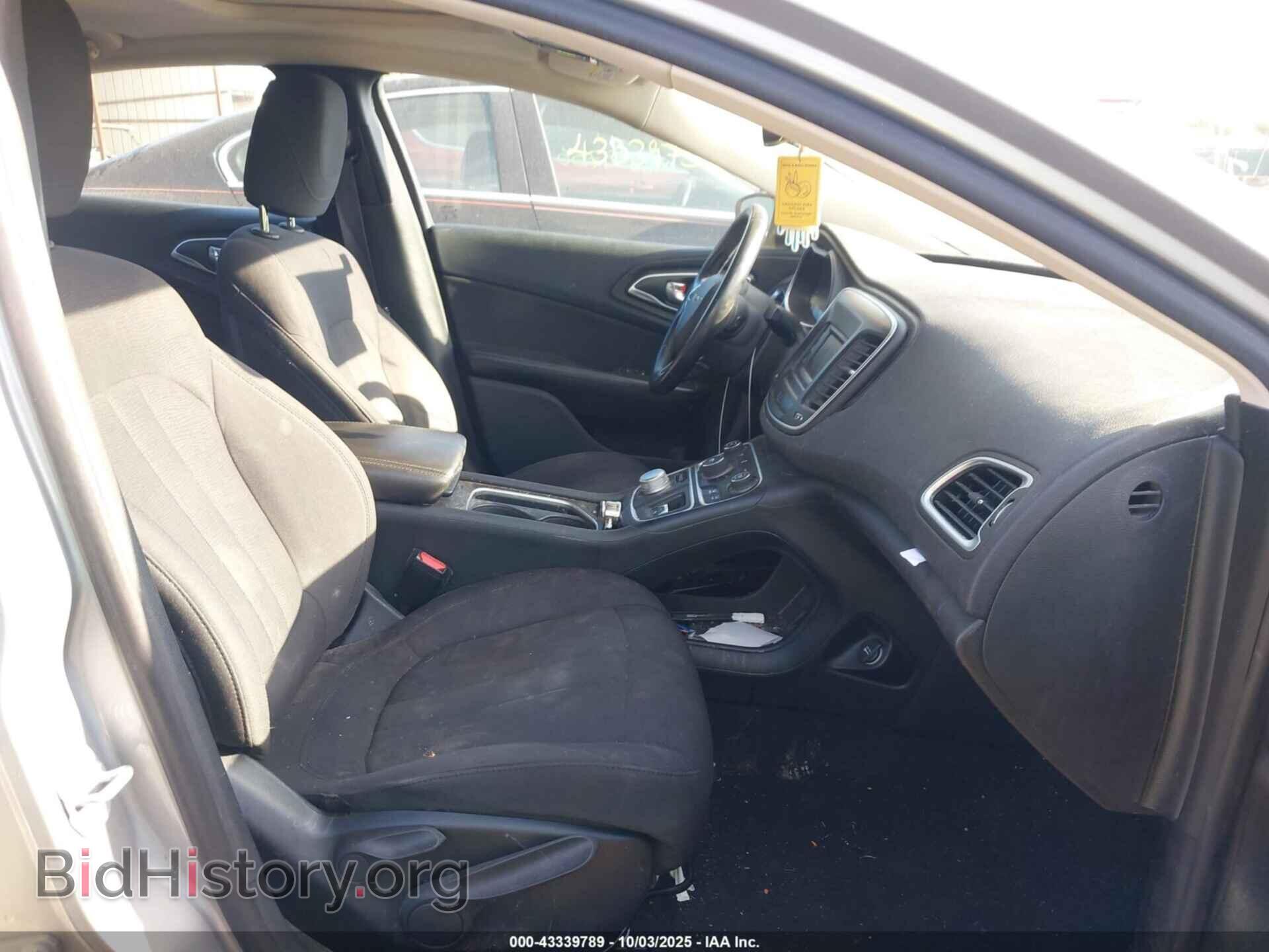2015 CHRYSLER 200 - VIN: 1C3CCCAB3FN621402 - Фото 5