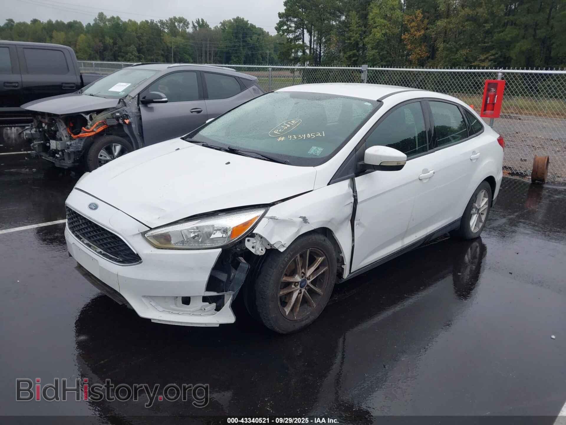 2016 FORD FOCUS - VIN: 1FADP3F29GL365542 - Фото 2